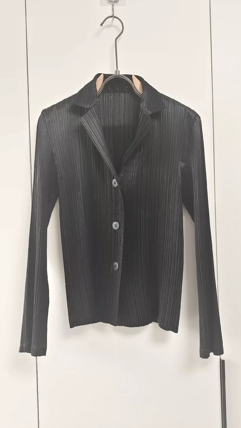 Issey Miyake Issey Miyake size:2 A black main line vintage lustrous sui Size M / US 6-8 / IT 42-44 - 4 Thumbnail