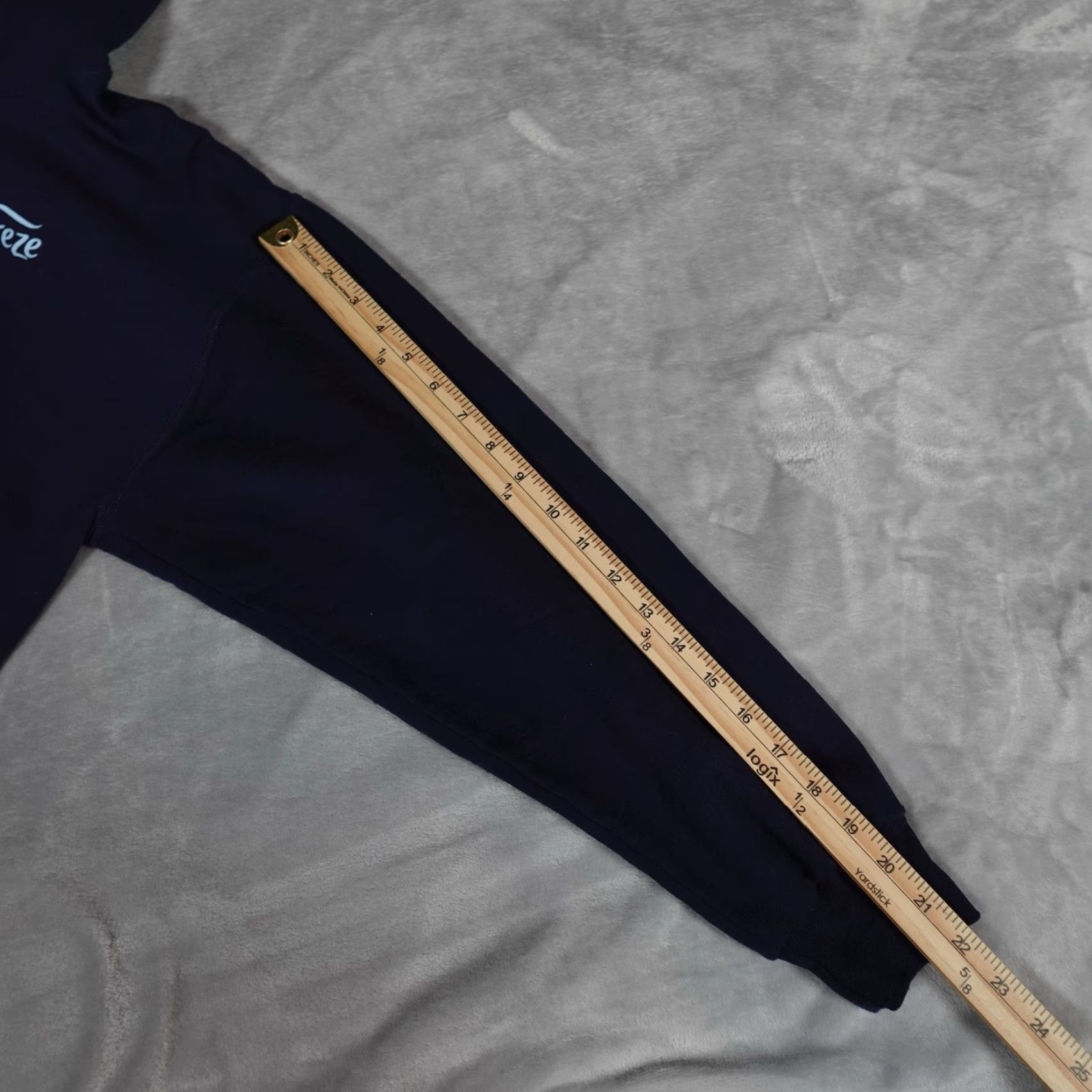 Vintage VINTAGE Febreze Hoodie Mens Medium Pullover Long Sleeve Fleece Blue Graphic Print Spring Fall Winter Size US M / EU 48-50 / 2 - 7 Thumbnail