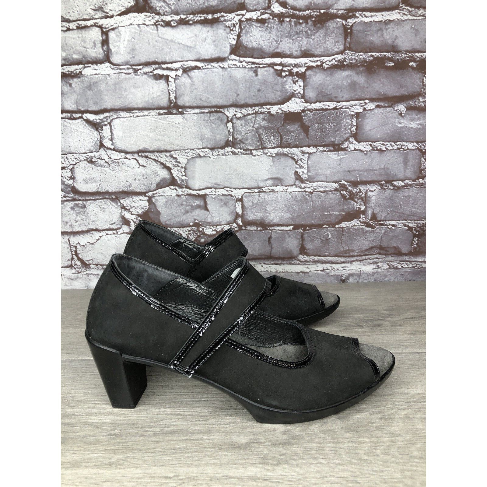 Other Naot Black Nubuck Leather MaryJane Heel Shoes Women Sz 37EU Size US 6.5 / IT 36.5 - 6 Thumbnail