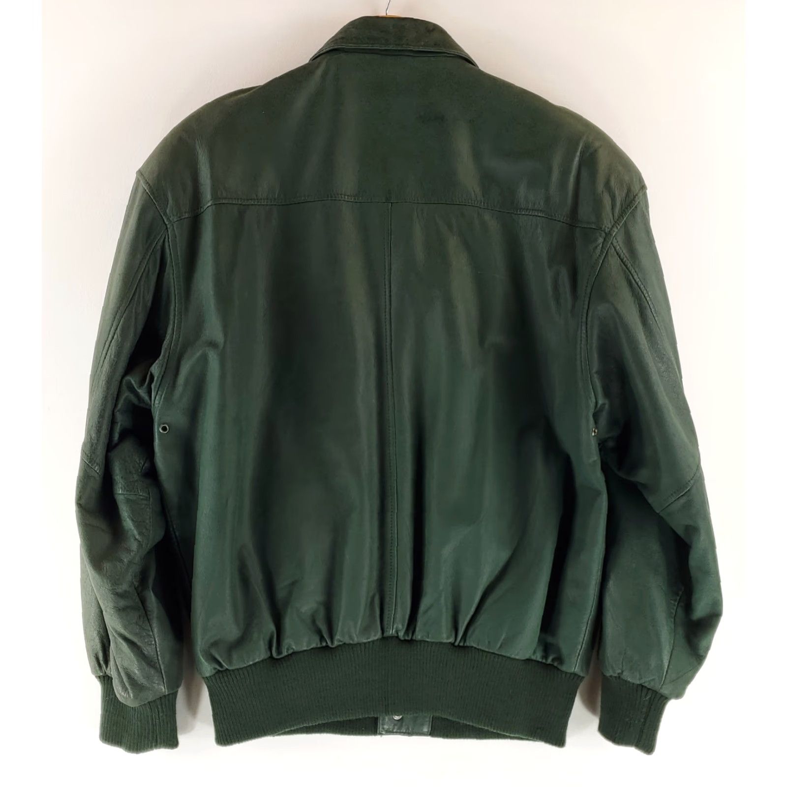 Vintage VINTAGE General Clothing Company Leather Bomber Jacket Green M Mens Revival 90s Scuff on back Size US M / EU 48-50 / 2 - 3 Thumbnail
