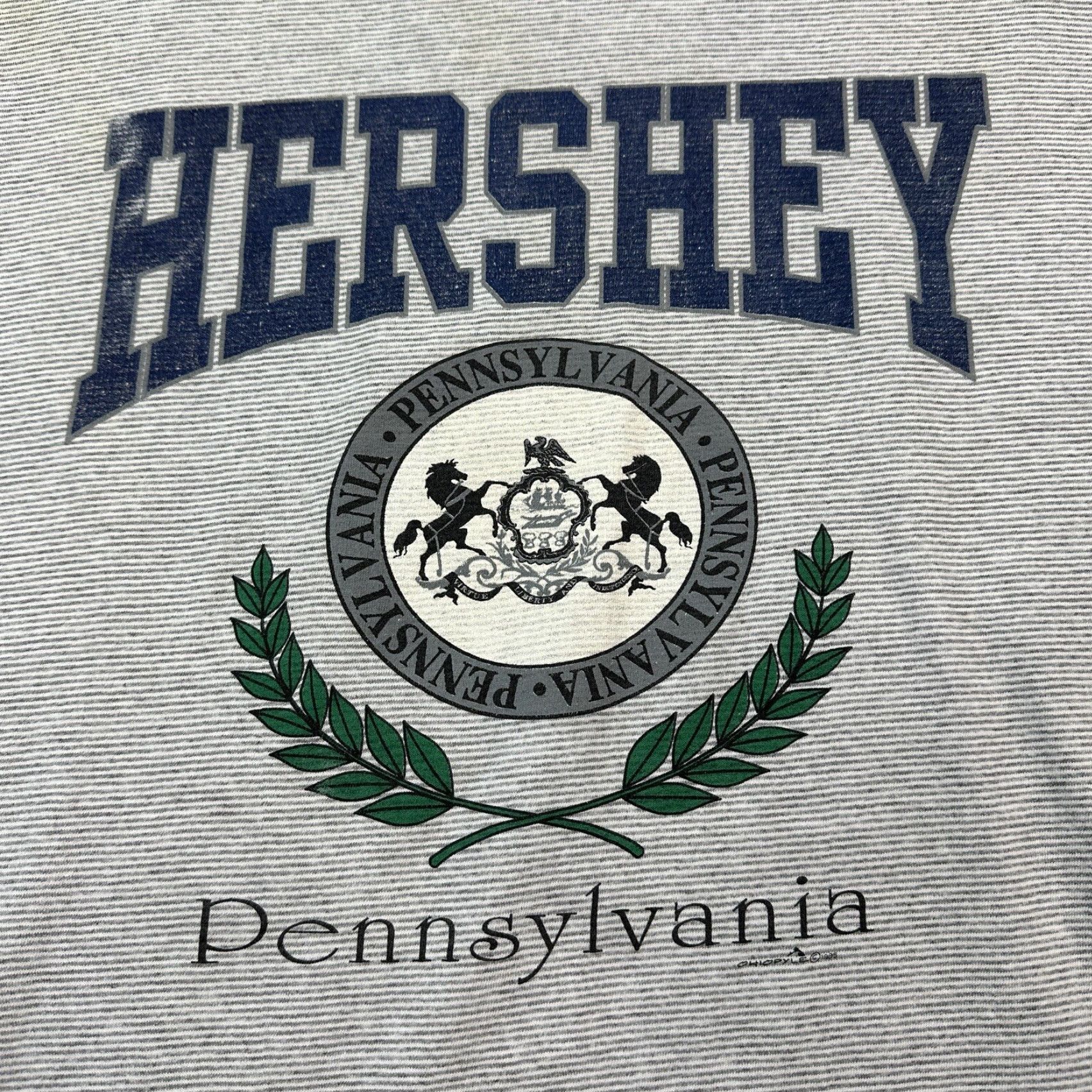 Vintage Vintage Hershey Pennsylvania Shirt Mens 2XL Gray Striped Vacation 90s Shirt Mens 2XL Gray Striped Vintage Hershey Pennsylvania 90s Mens Shirt Size US XXL / EU 58 / 5 - 6 Thumbnail