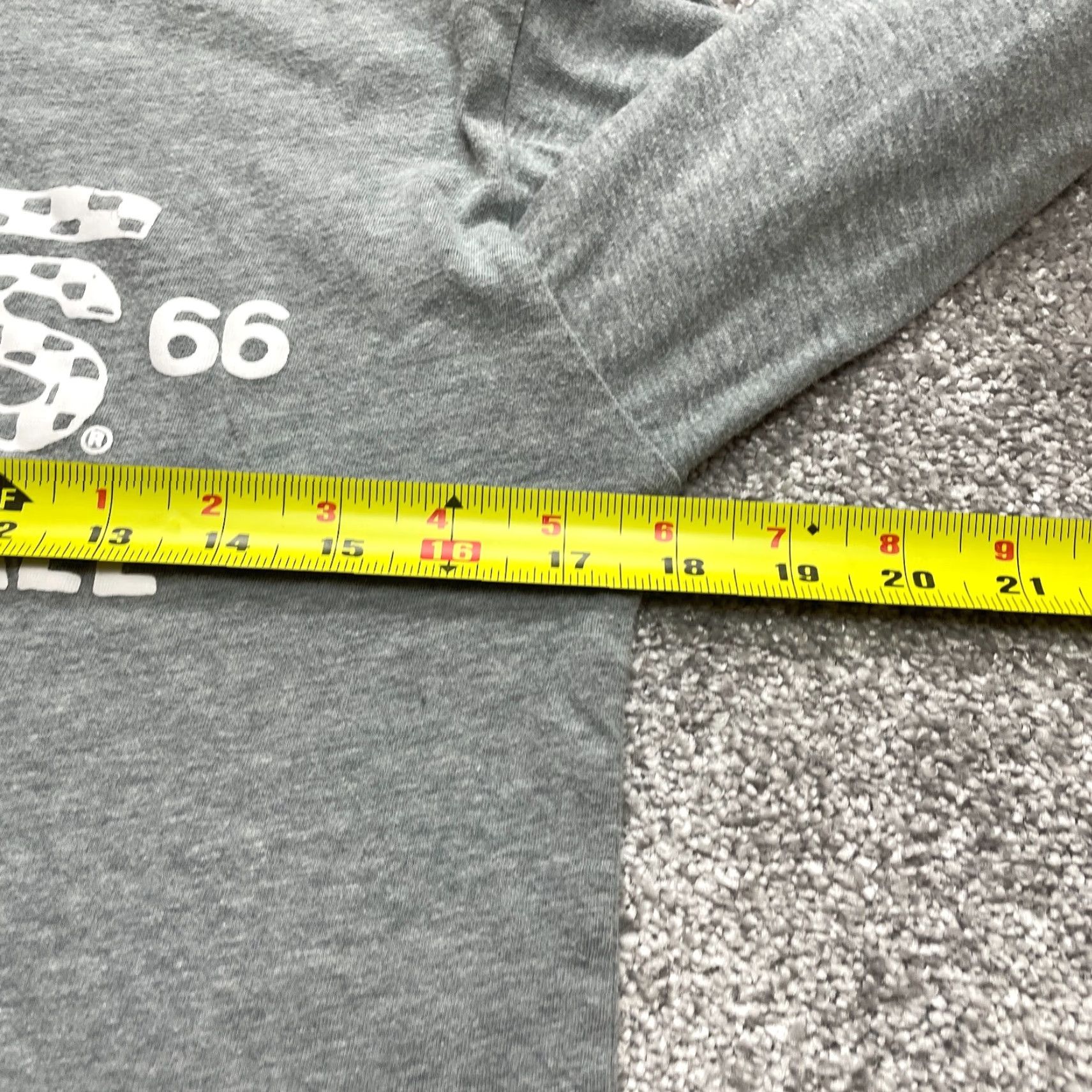 Vans VANS Off the Wall Shirt Unisex Adults Small Light Gray Long Sleeve Crew Cotton 1966 Tee Size US S / EU 44-46 / 1 - 7 Thumbnail