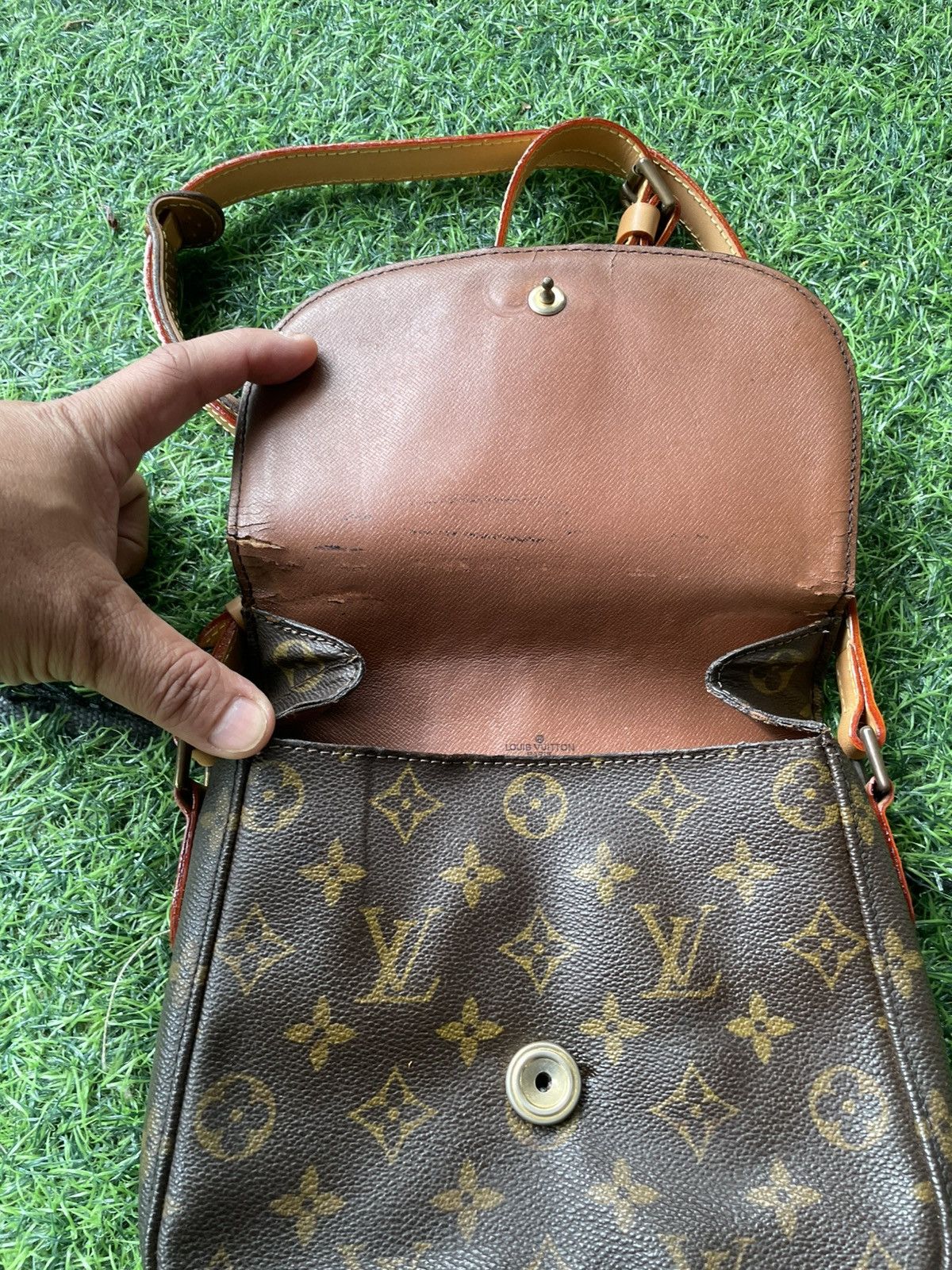 Louis Vuitton Vintage Louis Vuitton Saint Cloud Shoulder Bag Size ONE SIZE - 3 Thumbnail
