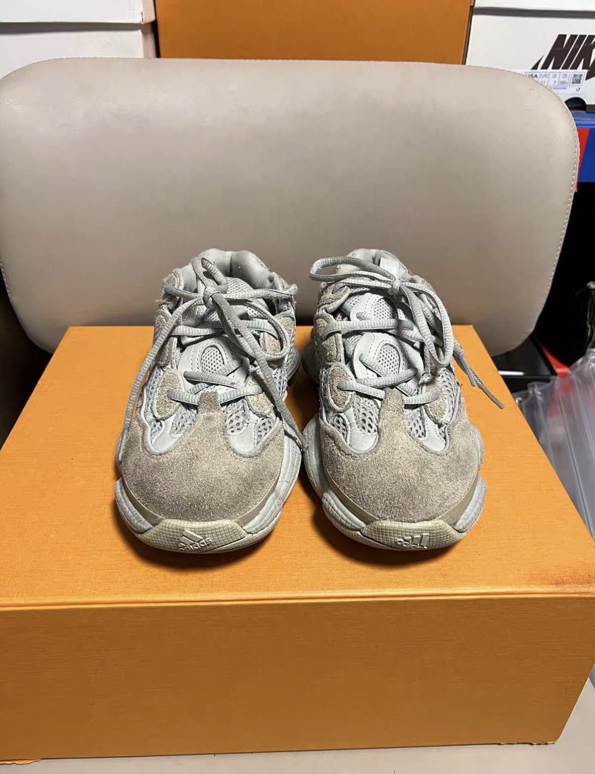 Adidas Adidas Yeezy 500 Salt J42 Size US 4 / IT 34 - 2 Thumbnail