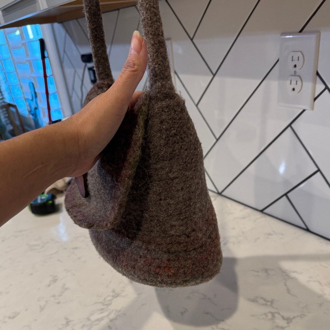 Handmade handmade wool felted purse with large wooden button closure Size ONE SIZE - 3 Thumbnail
