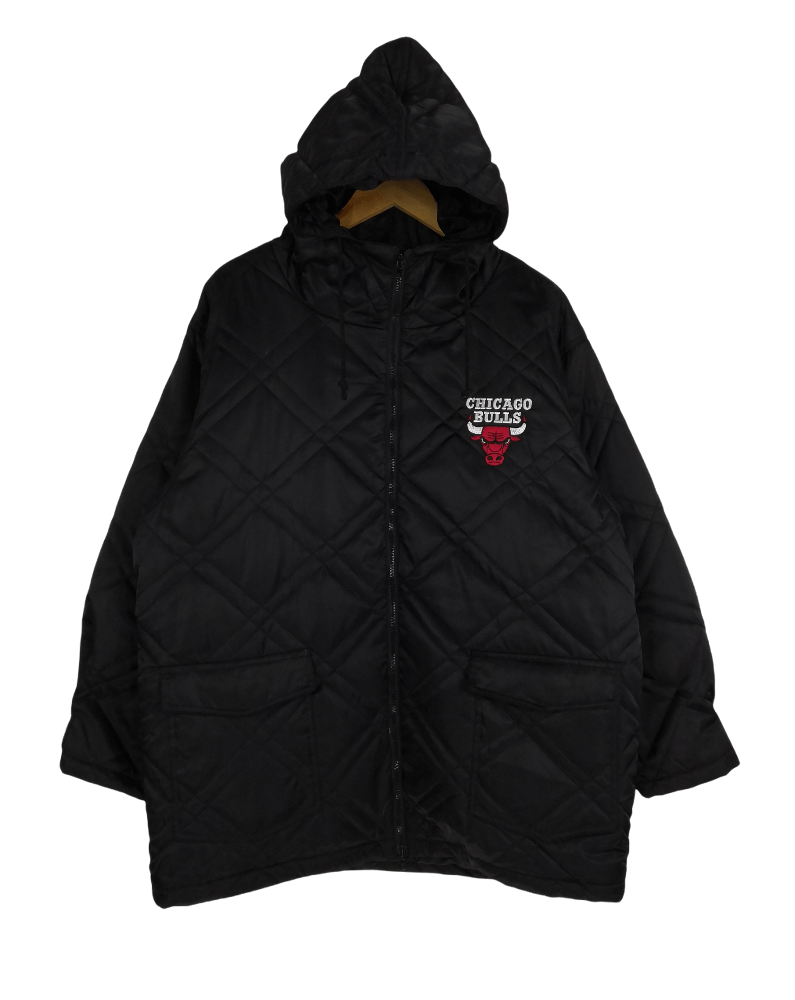 NBA Vintage NBA Chicago Bulls Puffer Jacket Big Logo Winter Size US L / EU 52-54 / 3 - 2 Thumbnail