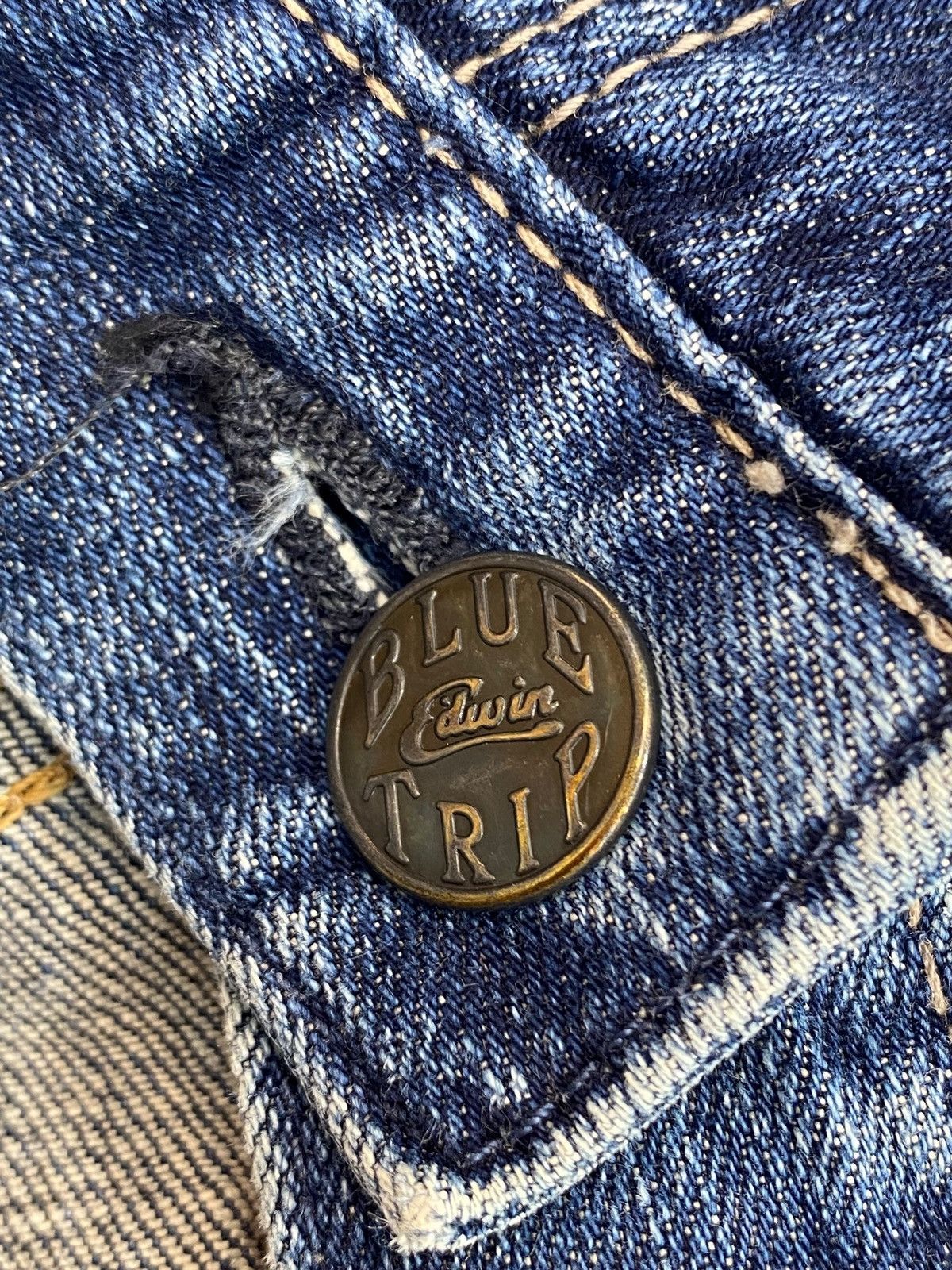 Edwin Edwin Blue Trip Whiskers Style Faded Blue Wash Jeans Size US 32 / EU 48 - 10 Thumbnail