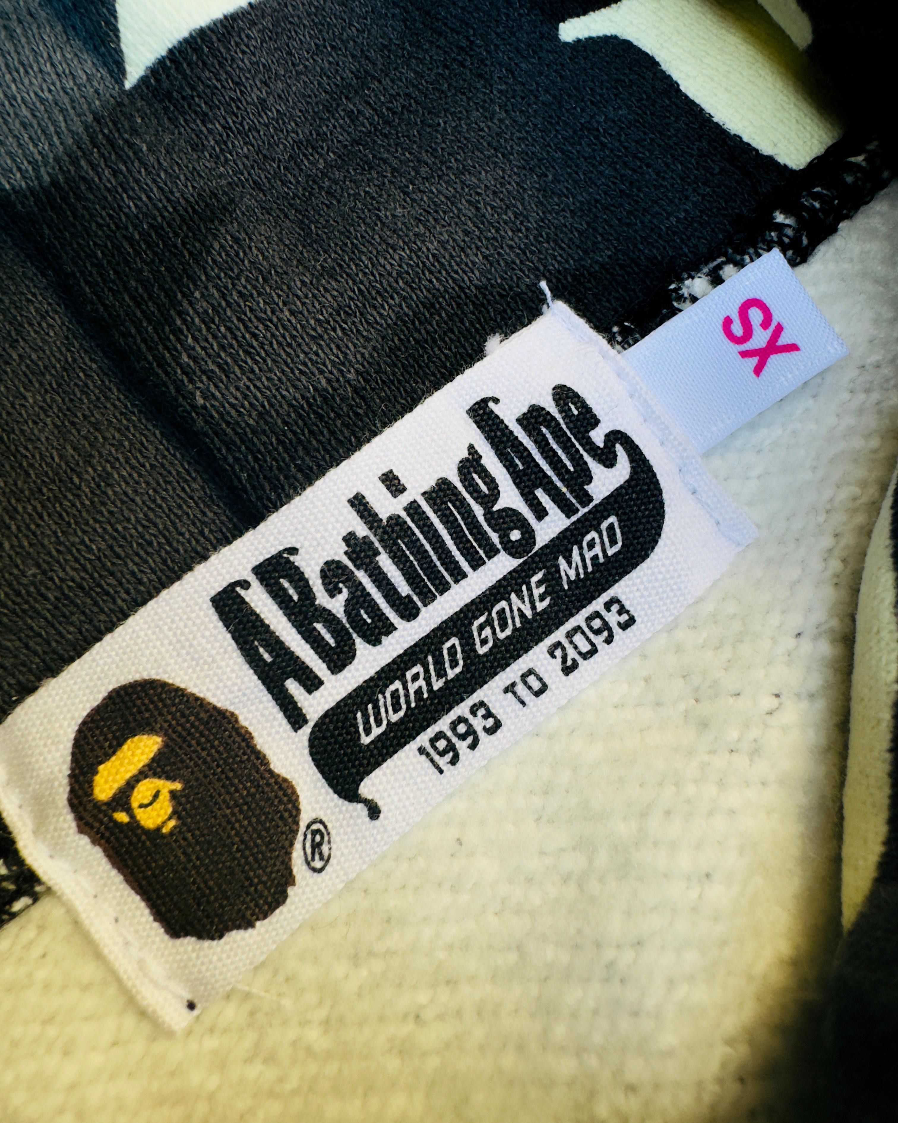 Bape BATHING APE CITY CAMO NYC LOGO PULLOVER HOODIE Size US XS / EU 42 / 0 - 4 Thumbnail