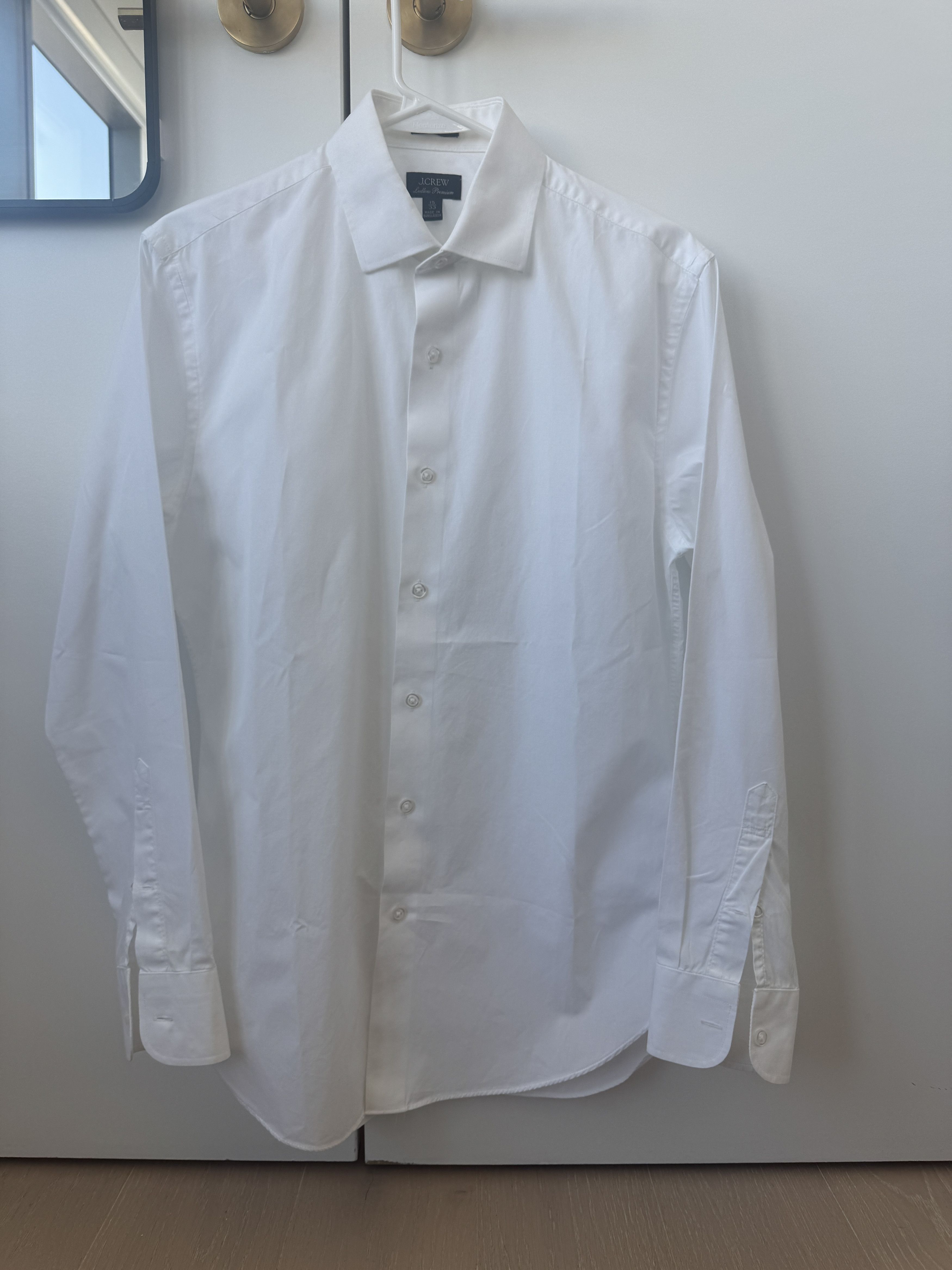 J.Crew Ludlow Premium fine cotton dress shirt 15x33 Size US S / EU 44-46 / 1 - 1 Thumbnail