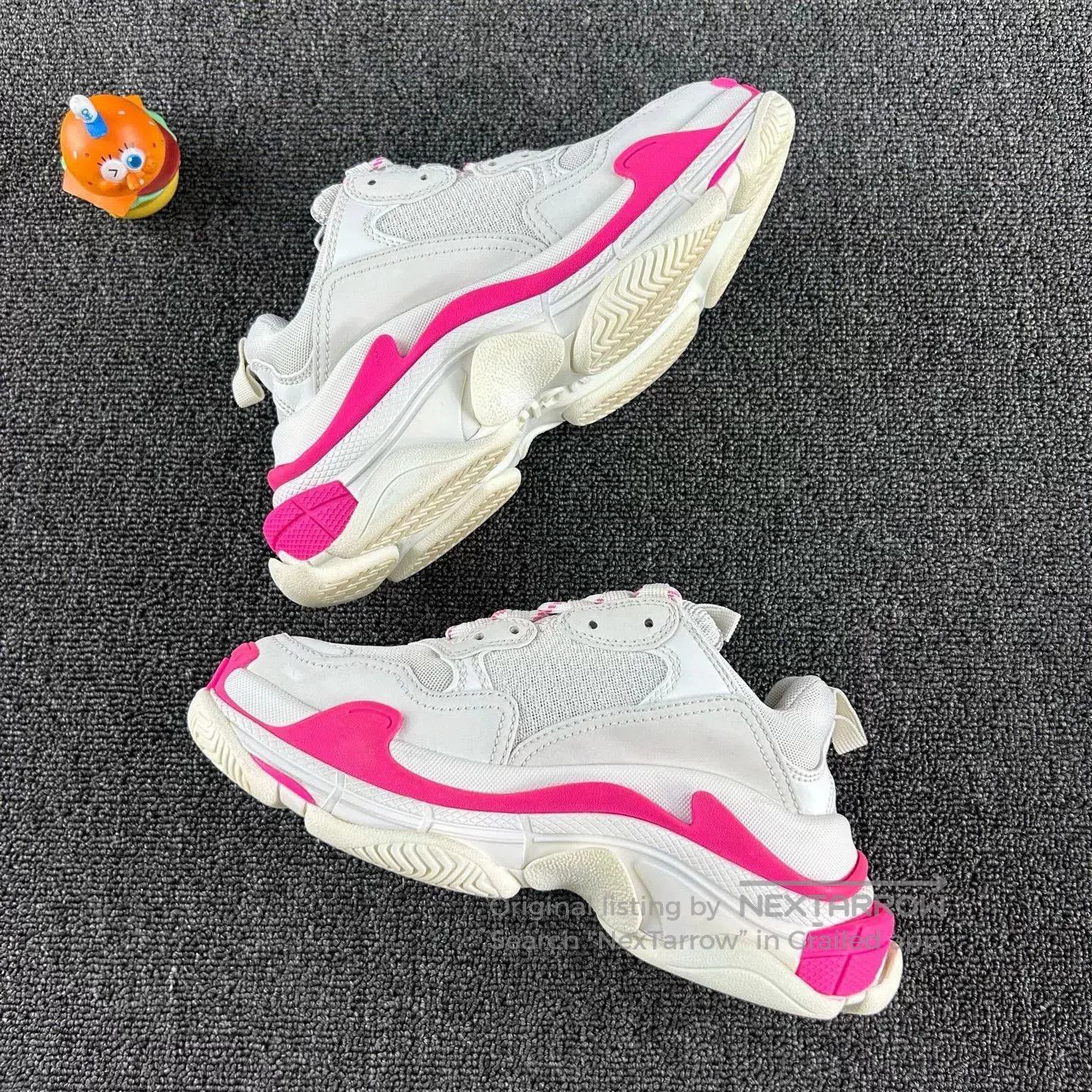 Balenciaga balenciaga triples dad sneakers in pink. Size US 5 / IT 35 - 3 Thumbnail