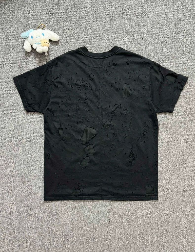 Givenchy Givenchy Black Large Destroyed Logo Short-Sleeve T-Shirt ( Size US S / EU 44-46 / 1 - 4 Thumbnail