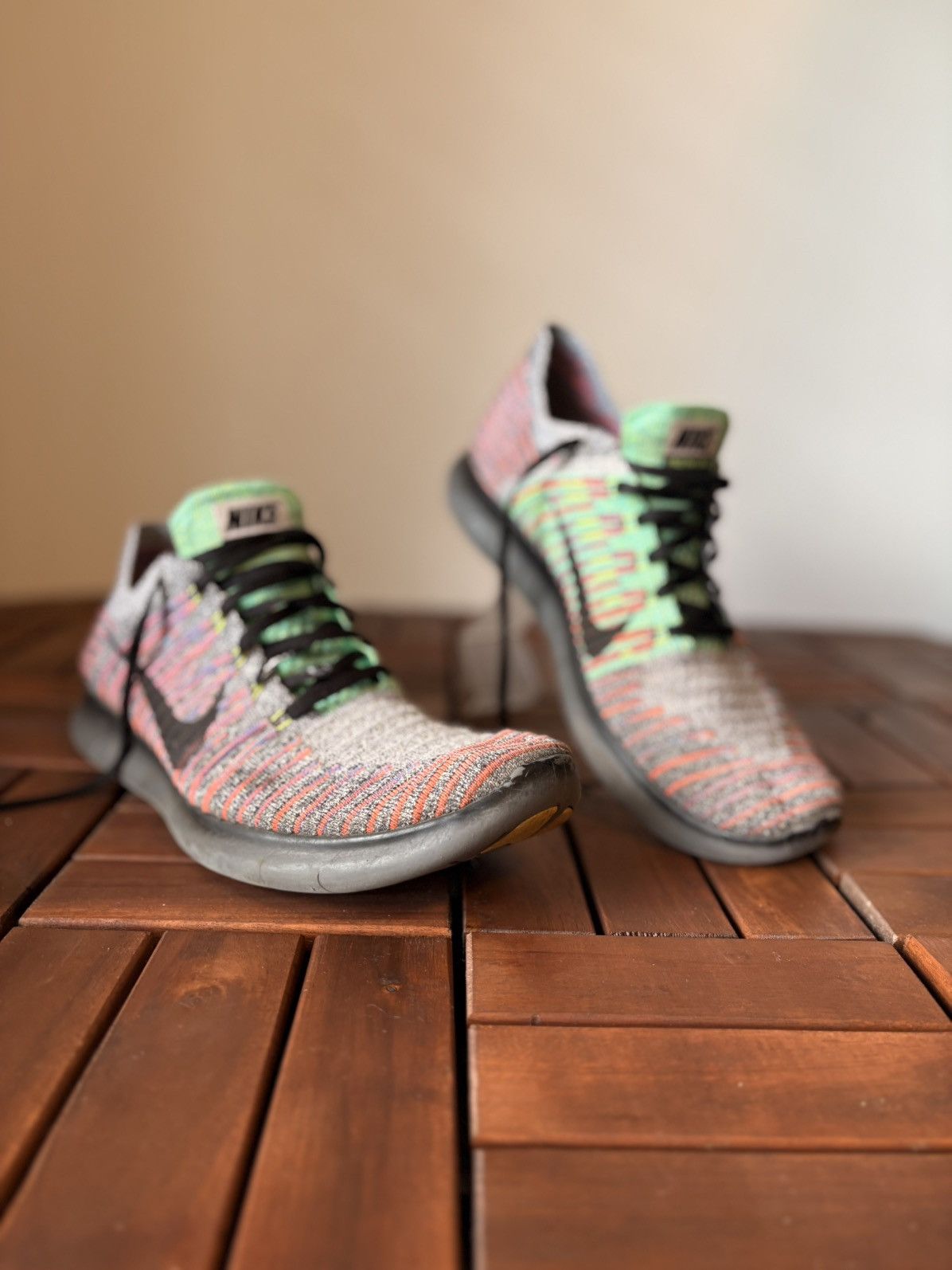 Nike Nike Free RN Flyknit – Grey / Multicolour – US11 – 2017 Size US 11 / EU 44 - 3 Thumbnail
