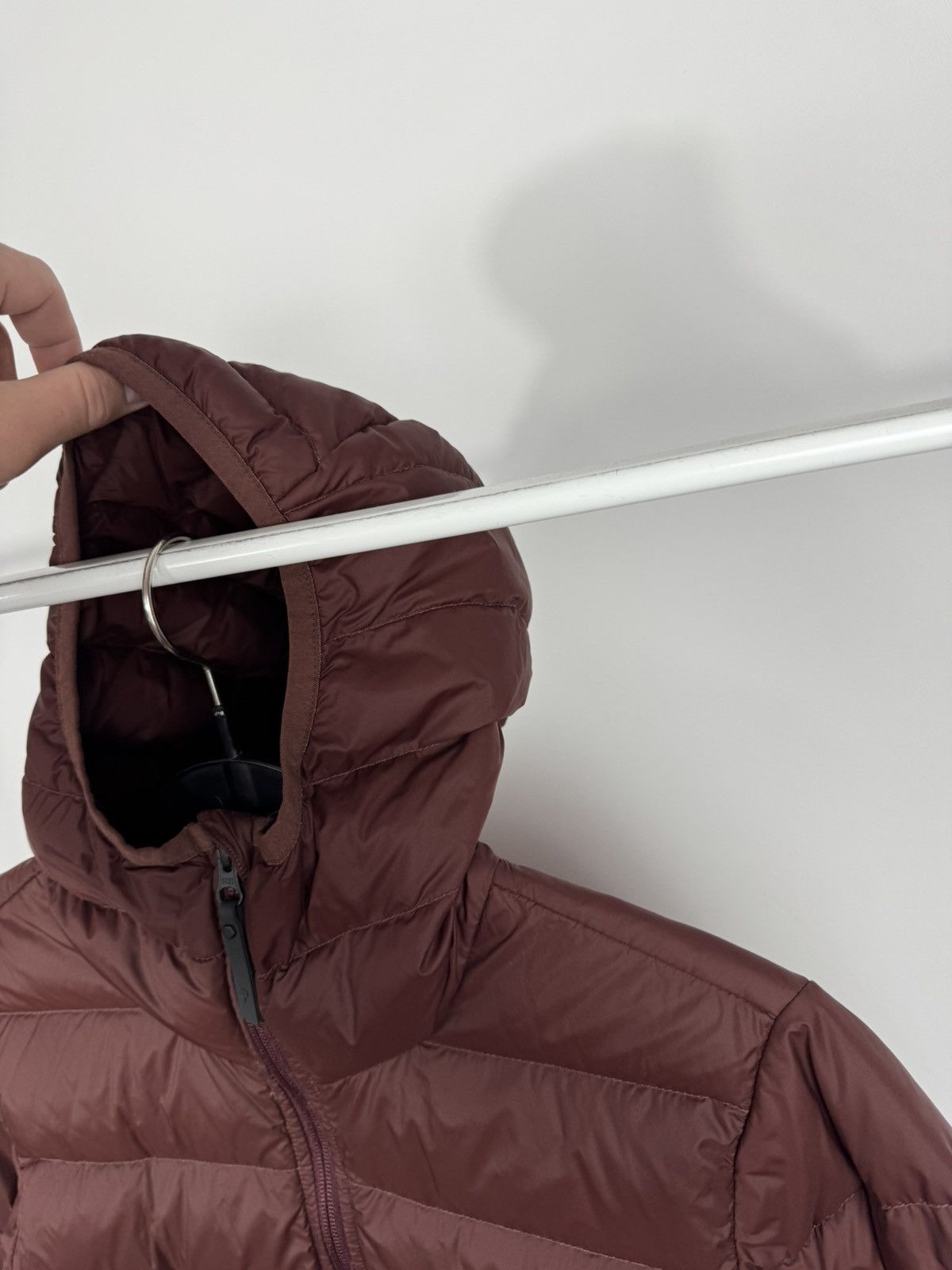 Peak Performance Peak Performance Women Hooded Down Puffer Jacket Burgundy M Size M / US 6-8 / IT 42-44 - 5 Thumbnail