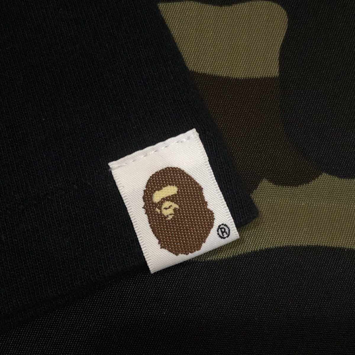 Bape Multi Camo Shark Tee Size US L / EU 52-54 / 3 - 7 Thumbnail