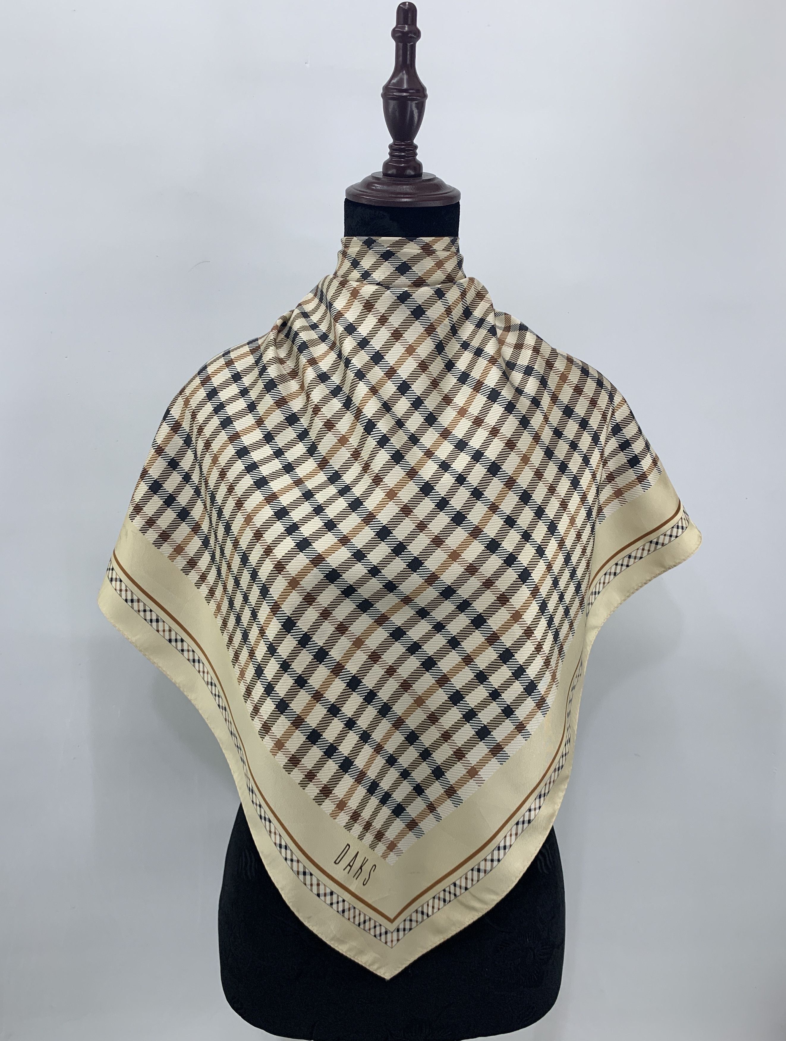 Vintage DAKS Scarf Shawl Silk Scarf Square Scarves - SCA427