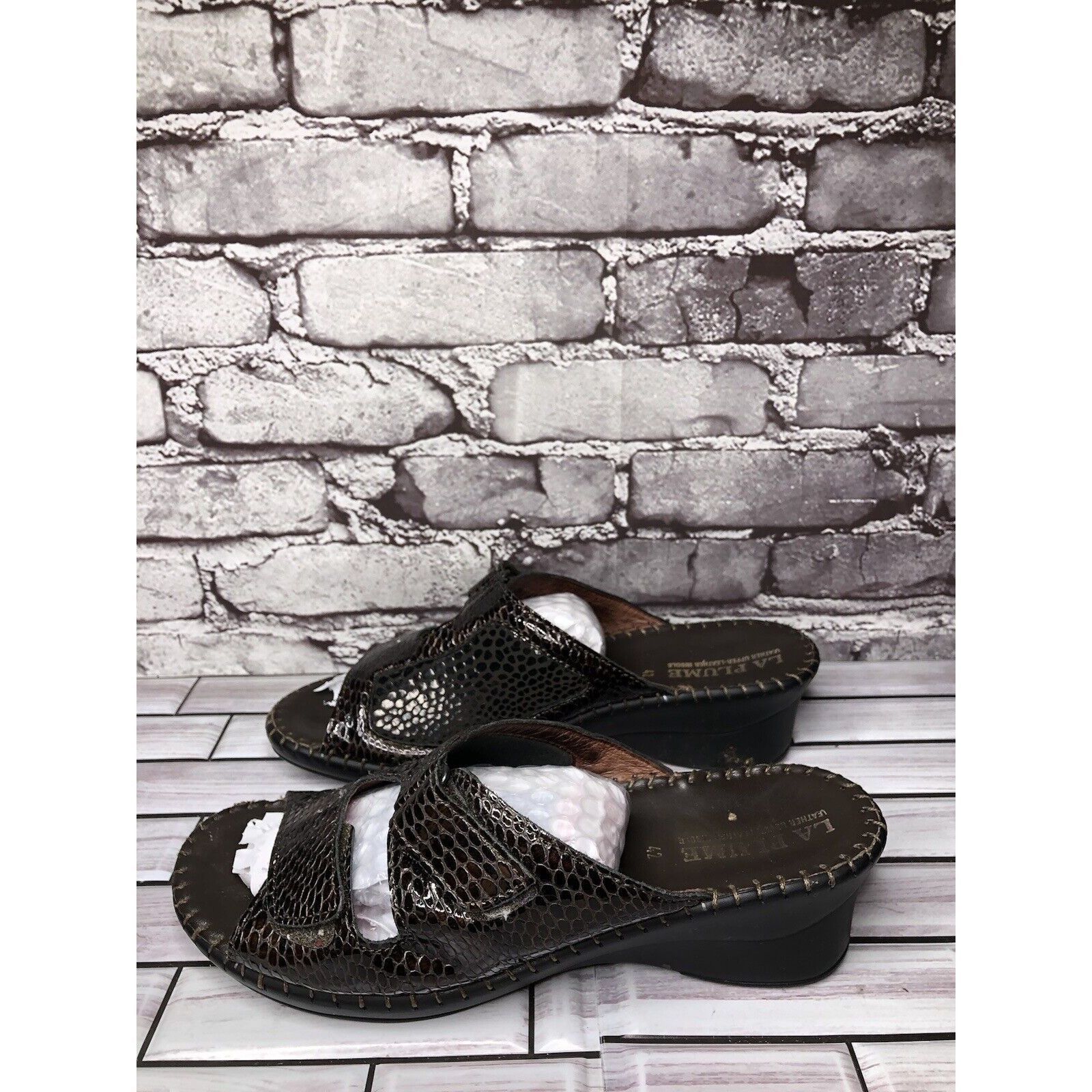 Other LA PLUME Jen Brown Patent Leather Strap Slide Wedge Sandals Size US 11 / IT 41 - 12 Thumbnail