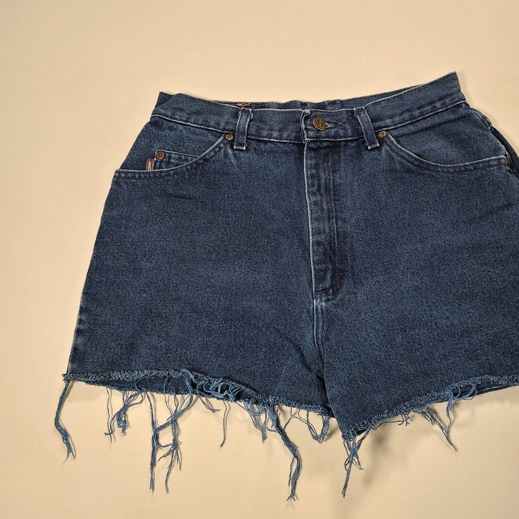 Vintage Riders Denim Shorts Womens 6 Blue Cut-Off High Rise Pocket Zipper Closure Dark Wash Denim (5-Pocket) Casual Size 27" / US 4 / IT 40 - 3 Thumbnail