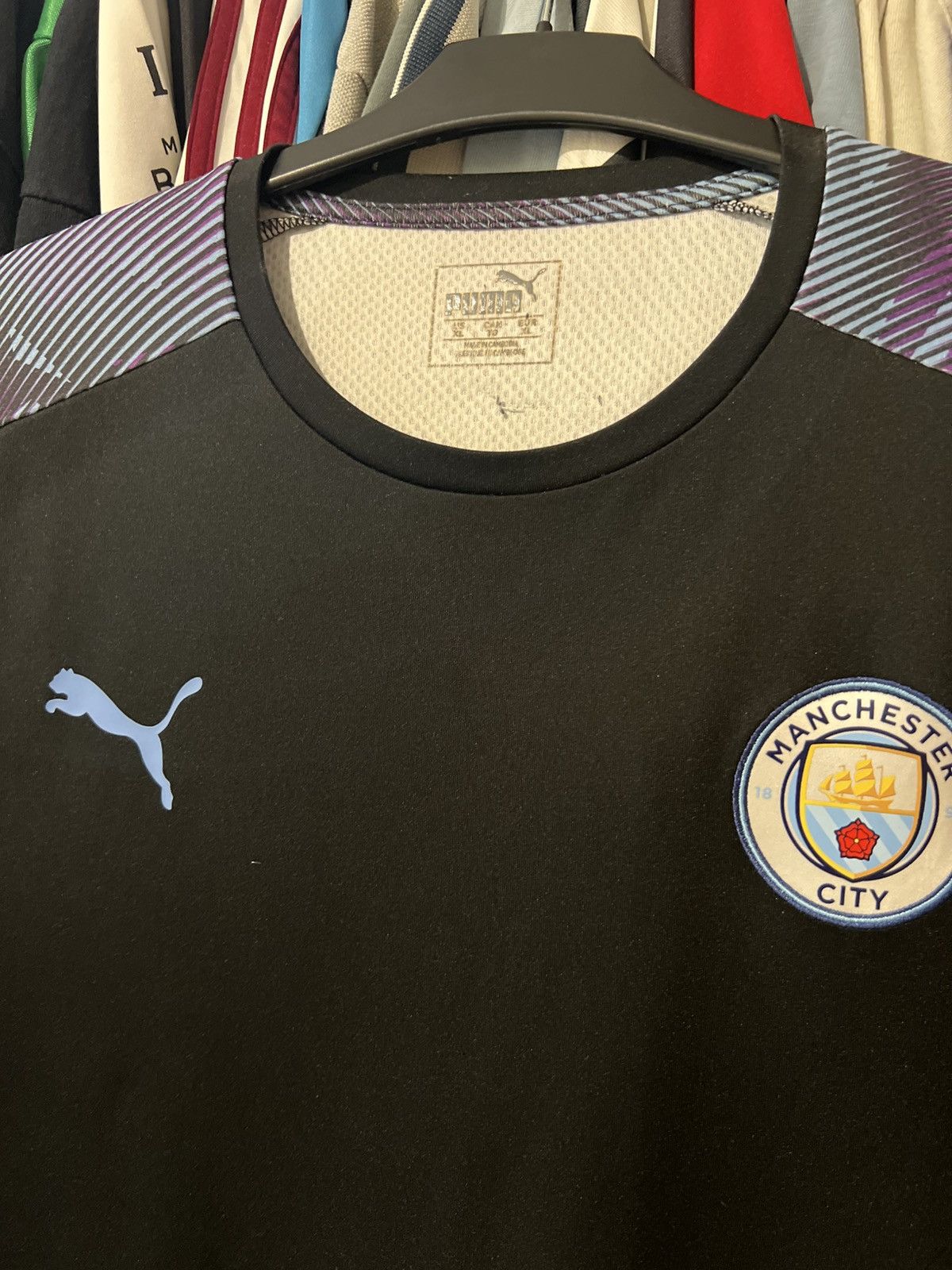 Puma 2019/2020 PUMA MANCHESTER CITY TRAINING FOOTBALL SHIRT SZ XL Size US XL / EU 56 / 4 - 4 Thumbnail