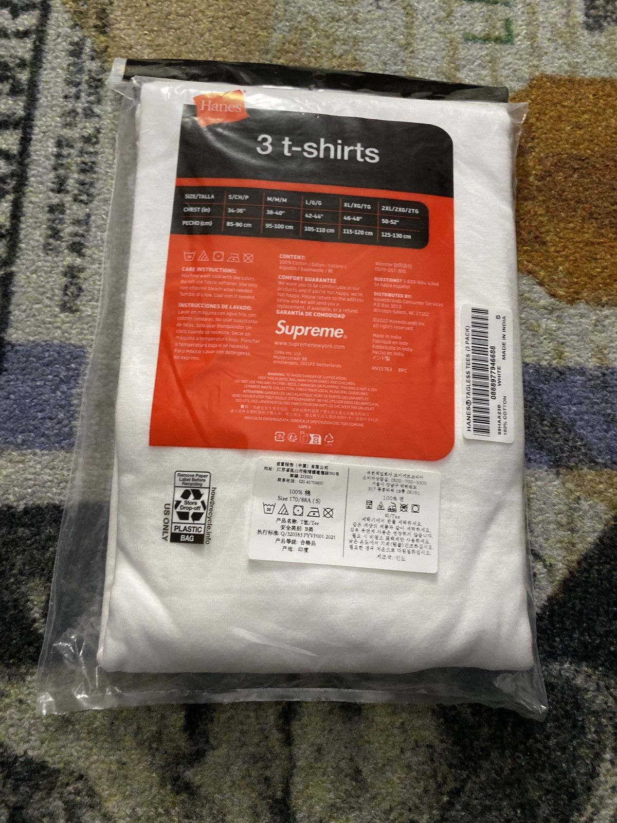 Hanes × Supreme Supreme Hanes Tagless Tees (3 Pack) White Size US S / EU 44-46 / 1 - 2 Thumbnail