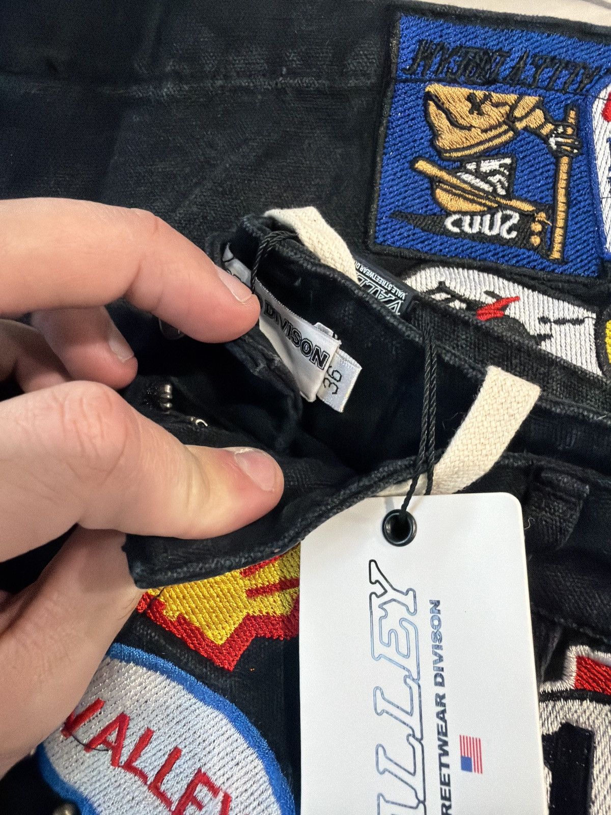 Vale Vale Forever Black 1980s Patchwork Jorts – Black – New 36 Size US 36 / EU 52 - 9 Thumbnail