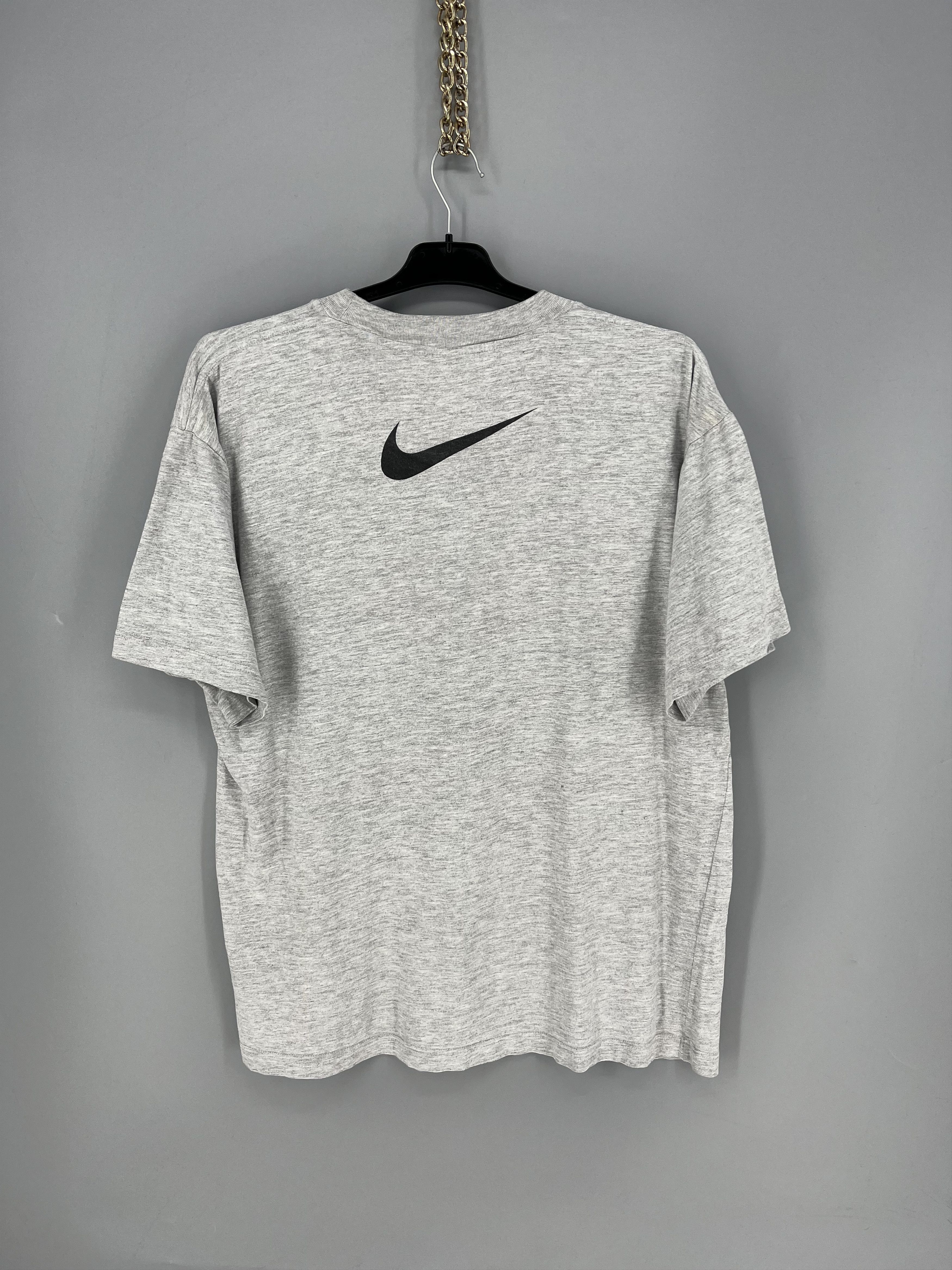 Nike Vintage 90s Praha 98 Basketball Camp T-Shirt M Grey Size US M / EU 48-50 / 2 - 10 Thumbnail