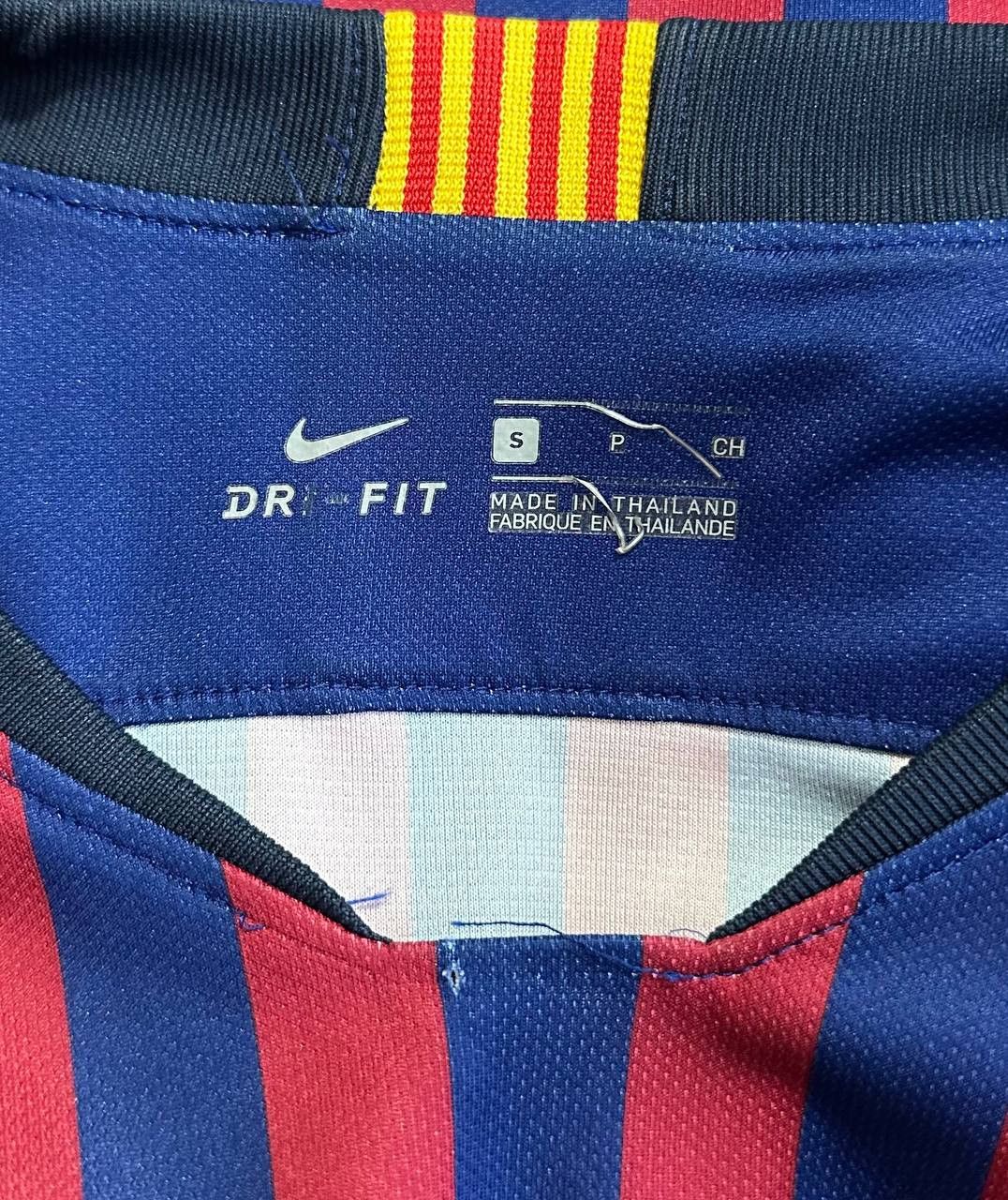 Nike FC Barcelona 2018 - 2019 Home football shirt jersey Nike Size US S / EU 44-46 / 1 - 6 Thumbnail