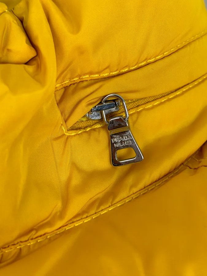 Prada 2000s Prada Yellow Down Quilted Puffer Vest Size US L / EU 52-54 / 3 - 10 Thumbnail