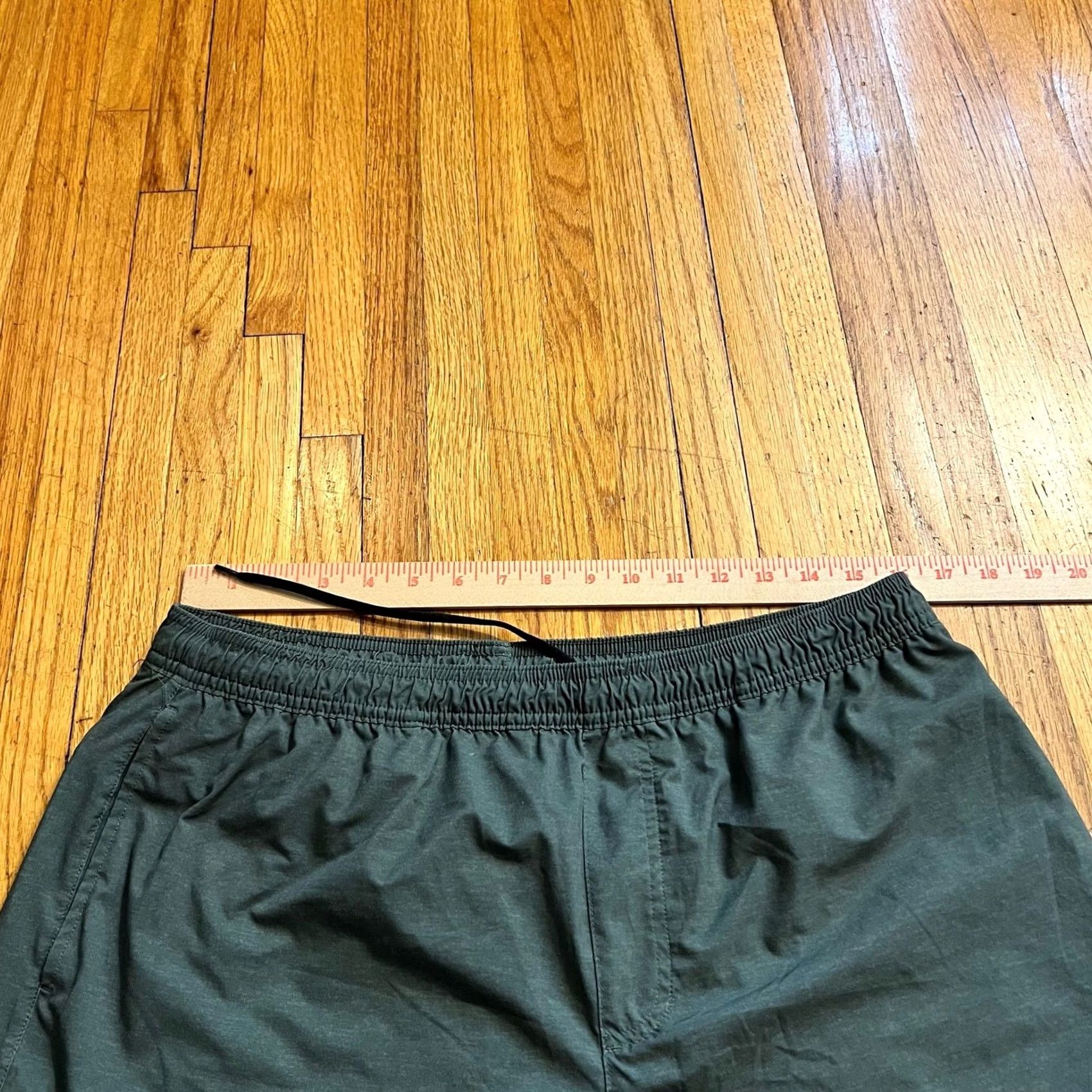Chubbies Chubbies Shorts Mens 2XL 5.5" Green Lined Swim Trunks Boys? Womens? Size US 39 - 5 Thumbnail