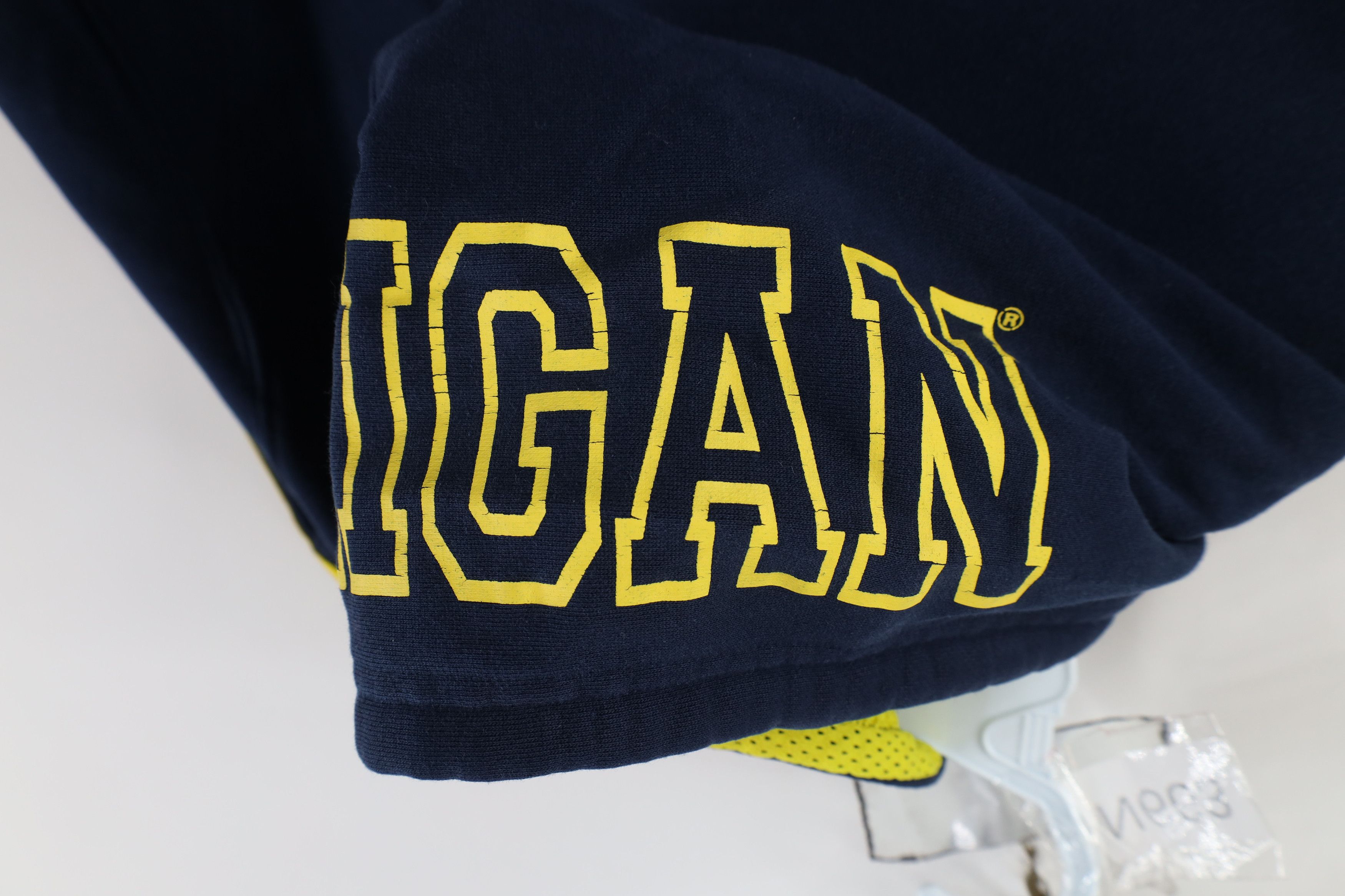 Adidas Vintage Y2K Adidas University of Michigan Hoodie Sweatshirt Size US L / EU 52-54 / 3 - 12 Thumbnail