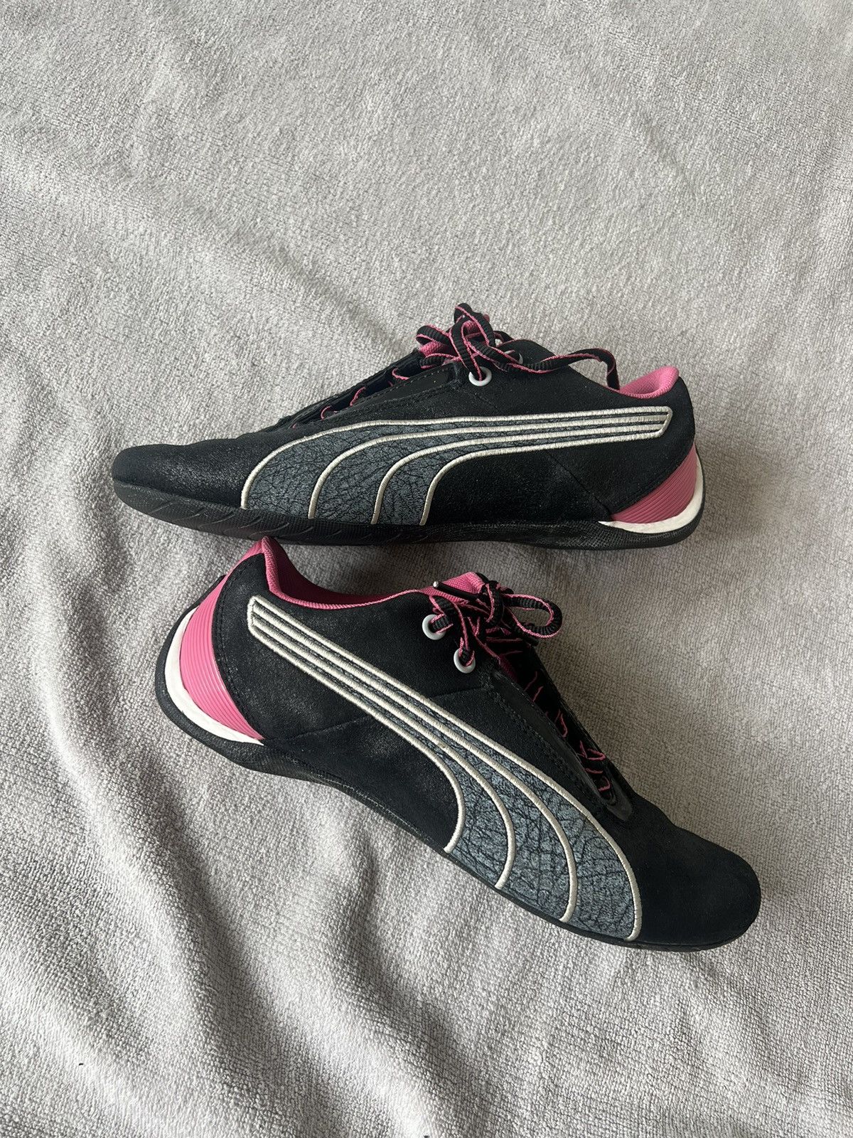 Puma Puma vintage speedcat future avant garde black and pink y2k Size US 6 / EU 39 - 1 Thumbnail