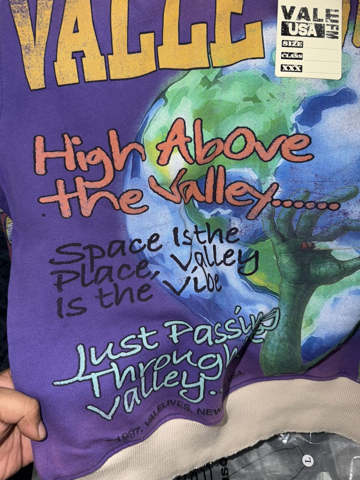 Vale VALE FOREVER SPACE ALIEN CREWNECK PULLOVER IN SIZE LARGE Size US L / EU 52-54 / 3 - 6 Thumbnail