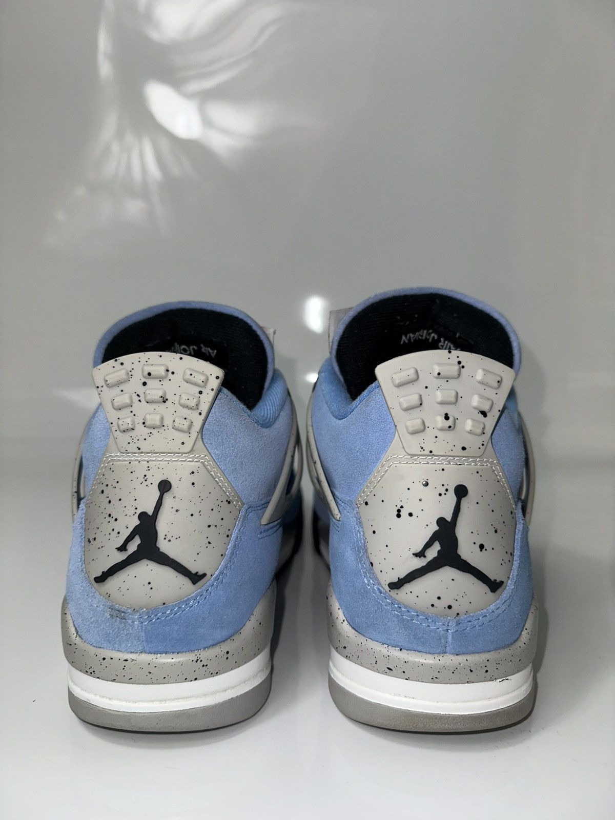 Jordan Brand × Nike Jordan Retro 4 “University Blue” Size US 9.5 / EU 42-43 - 2 Thumbnail