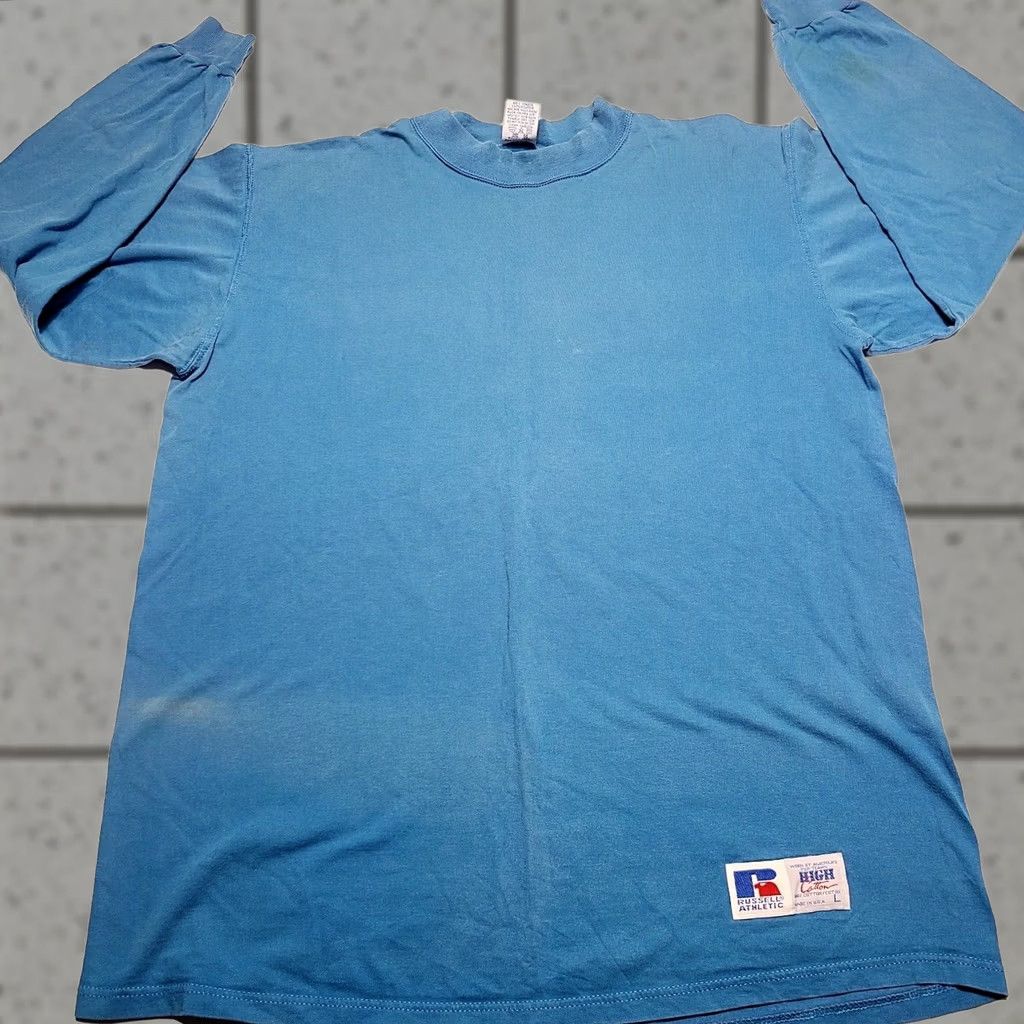 Russell Athletic VINTAGE Russell Athletic Blue Long Sleeve Shirt L Men USA Made Size US L / EU 52-54 / 3 - 1 Thumbnail