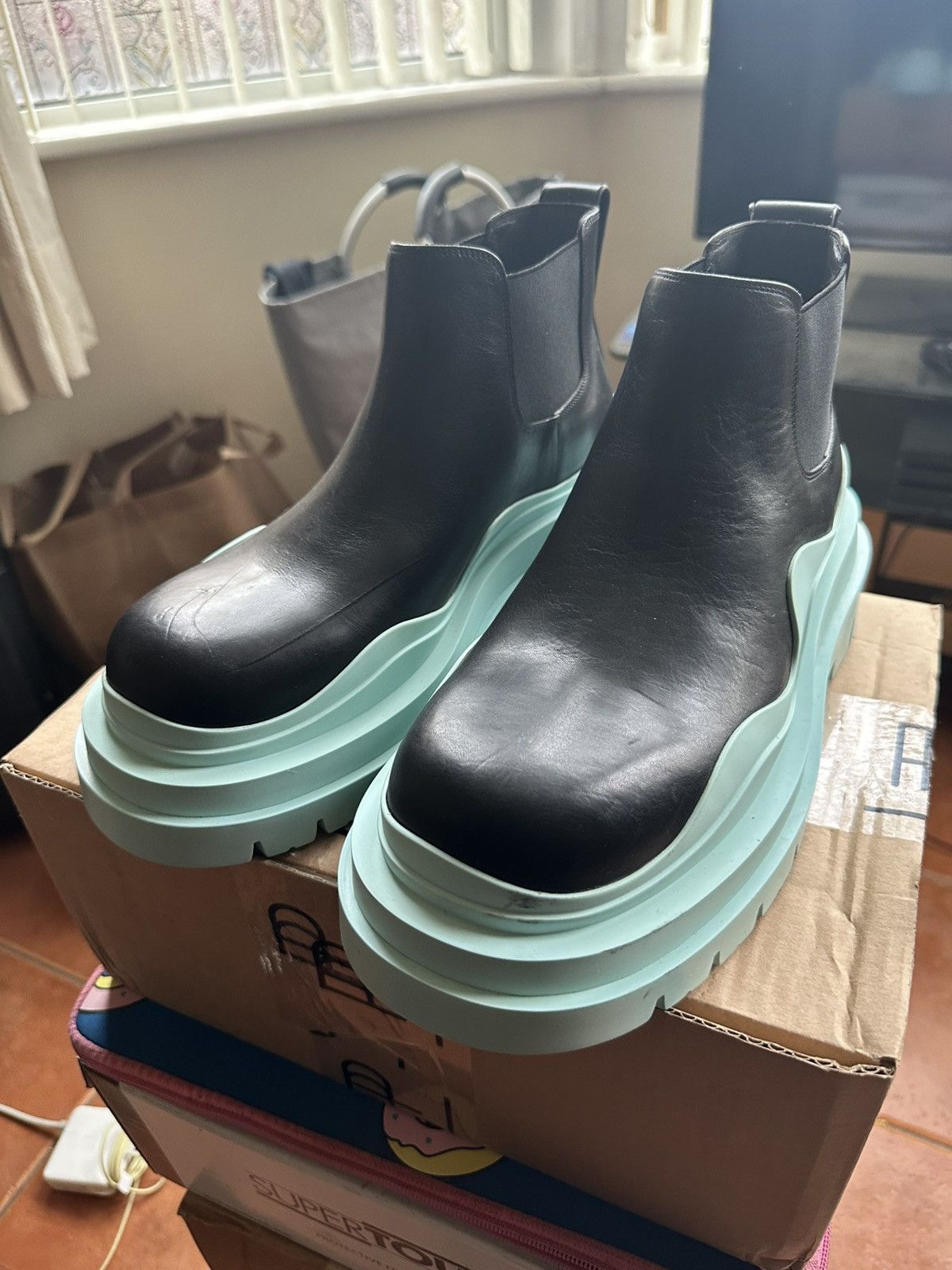 Bottega Veneta Bottega Veneta Tire Ankle Chelsea Boot 'Black Blue' Size US 6 / EU 39 - 10 Thumbnail