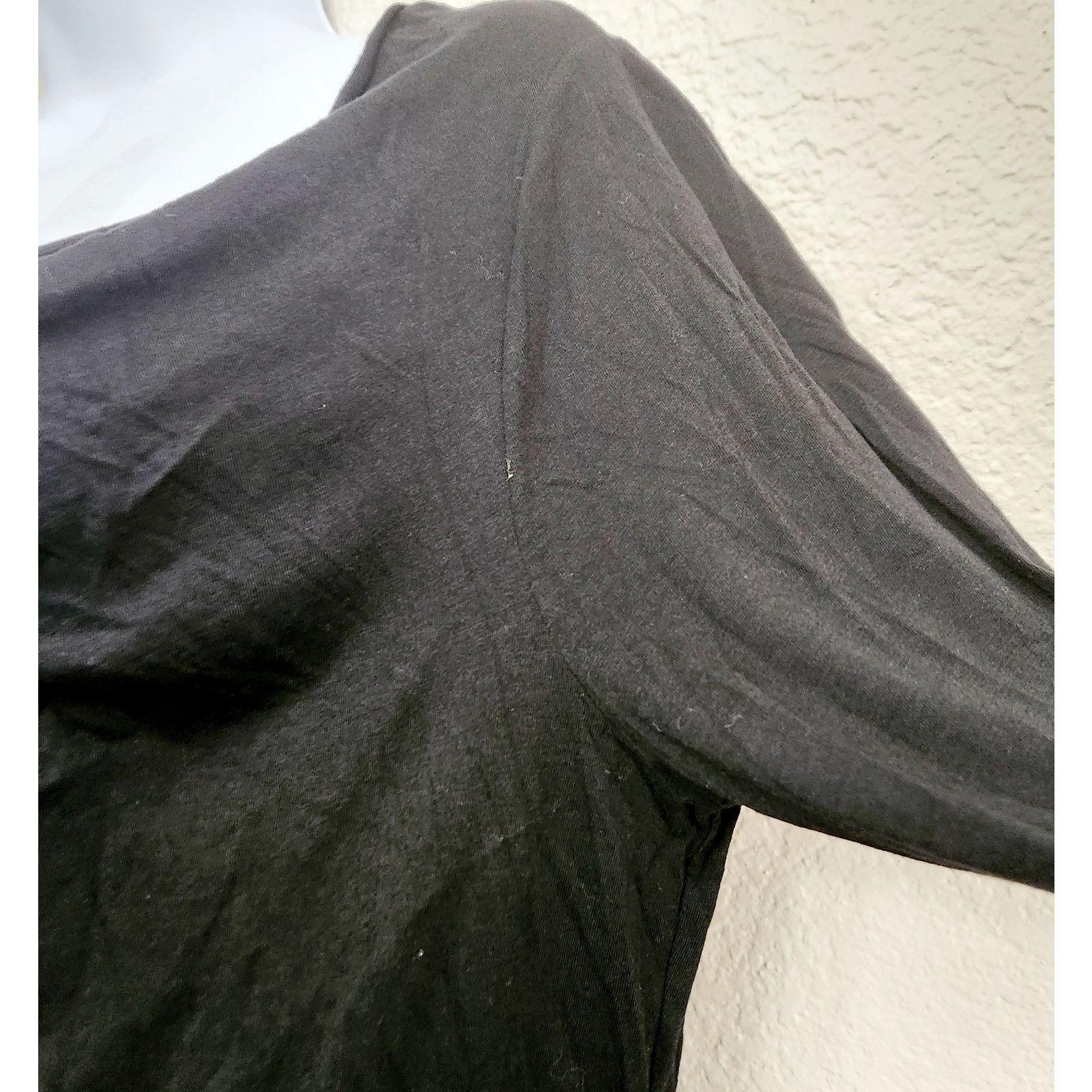 Old Navy Old Navy Black Draped Neckline Long Ruched Sleeves Top Large Size L / US 10 / IT 46 - 4 Thumbnail