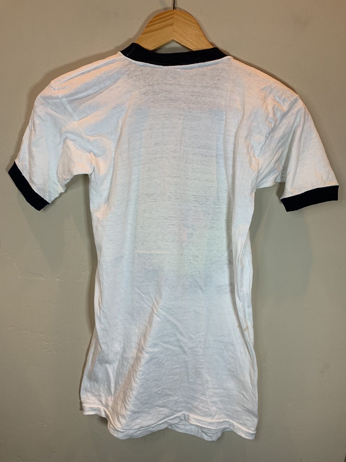 Vintage *RARE* Vintage 70’s Enjoy Health Eat Your Honey Art T-Shirt Size US S / EU 44-46 / 1 - 5 Thumbnail