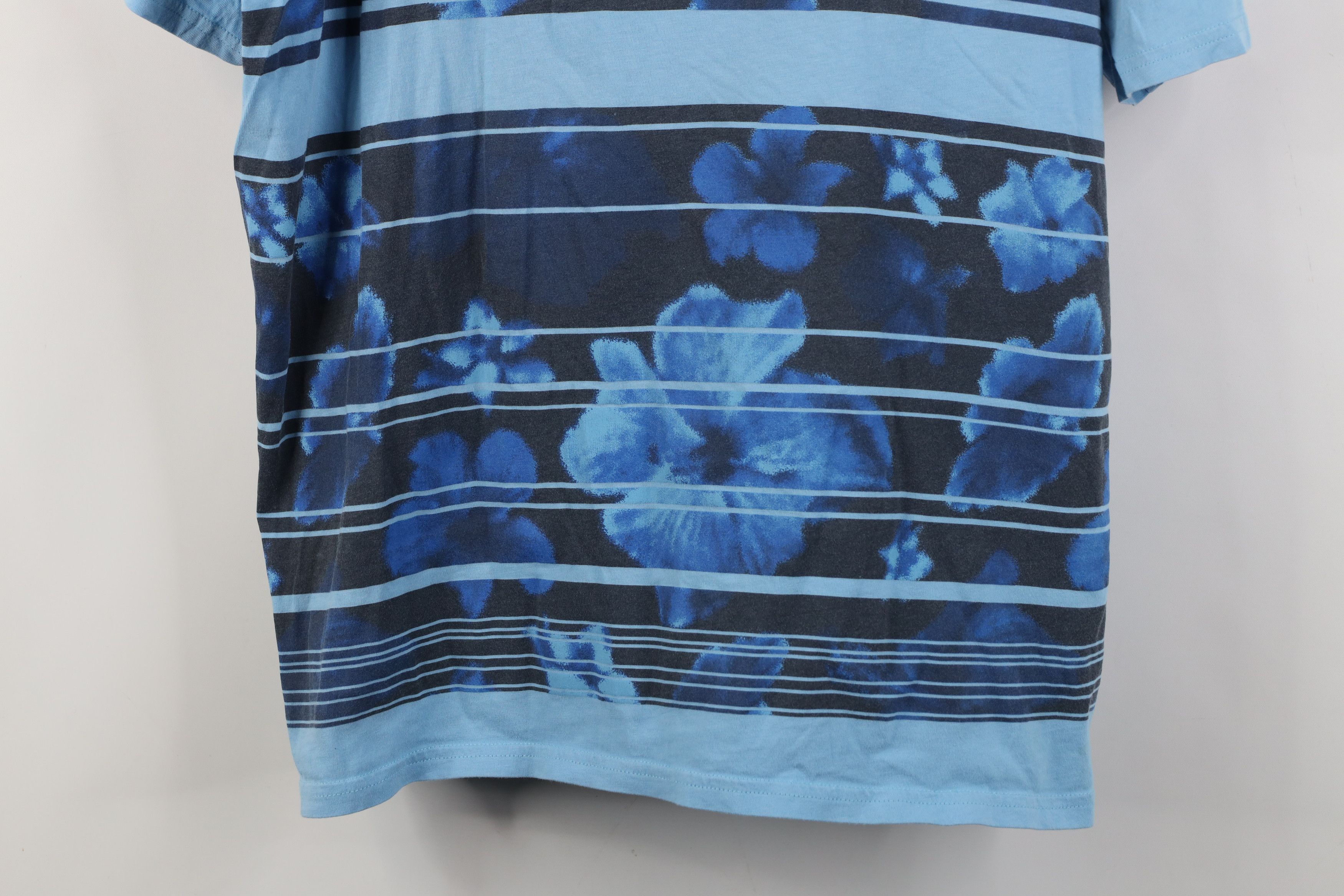 Oakley Vintage Y2K Oakley Striped Flower Floral T-Shirt Blue Size US XXL / EU 58 / 5 - 3 Thumbnail