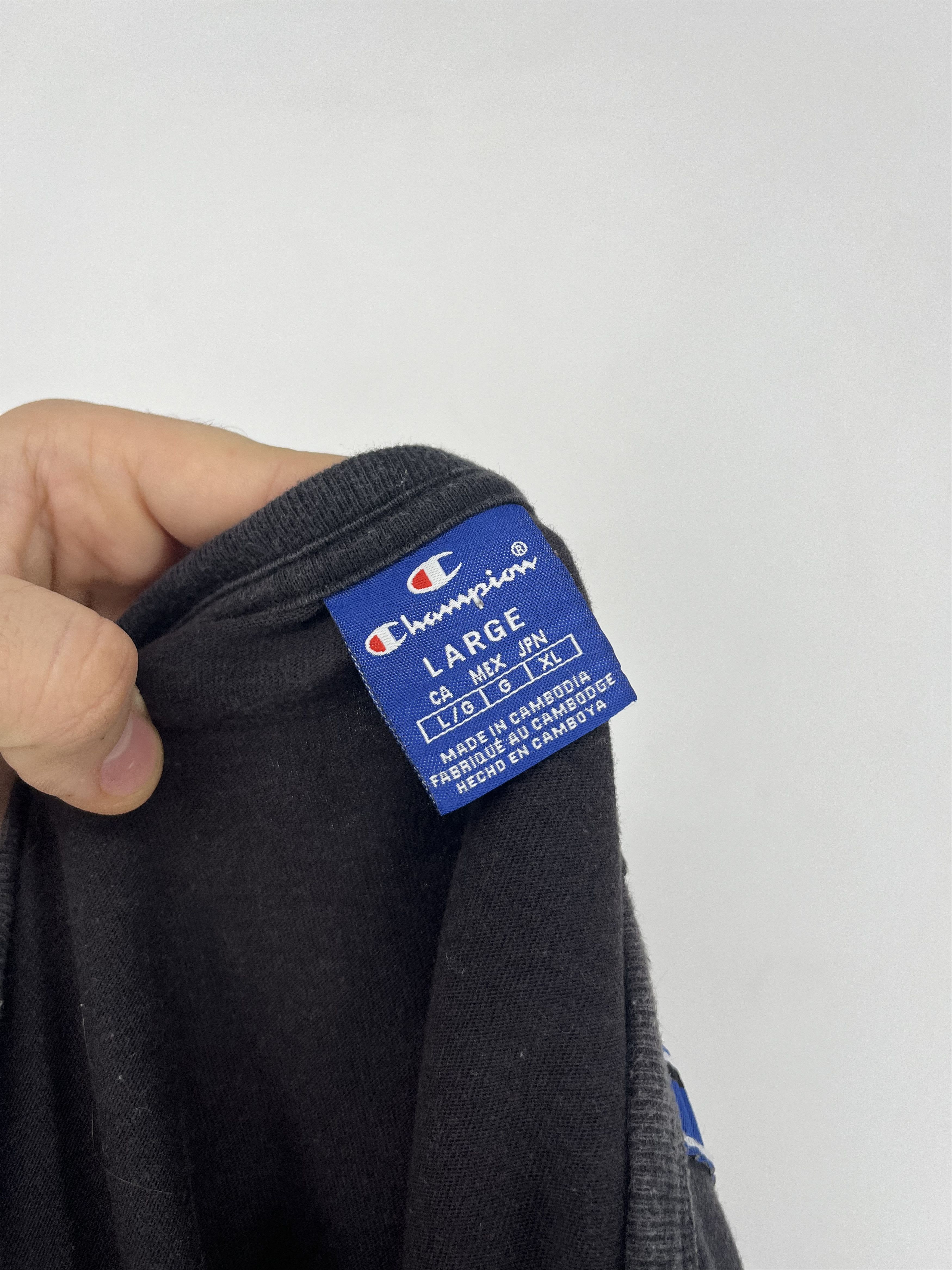 Champion × Vintage Vintage Y2K Champion Small Logo T-Shirt Streetwear Style Size US L / EU 52-54 / 3 - 11 Thumbnail