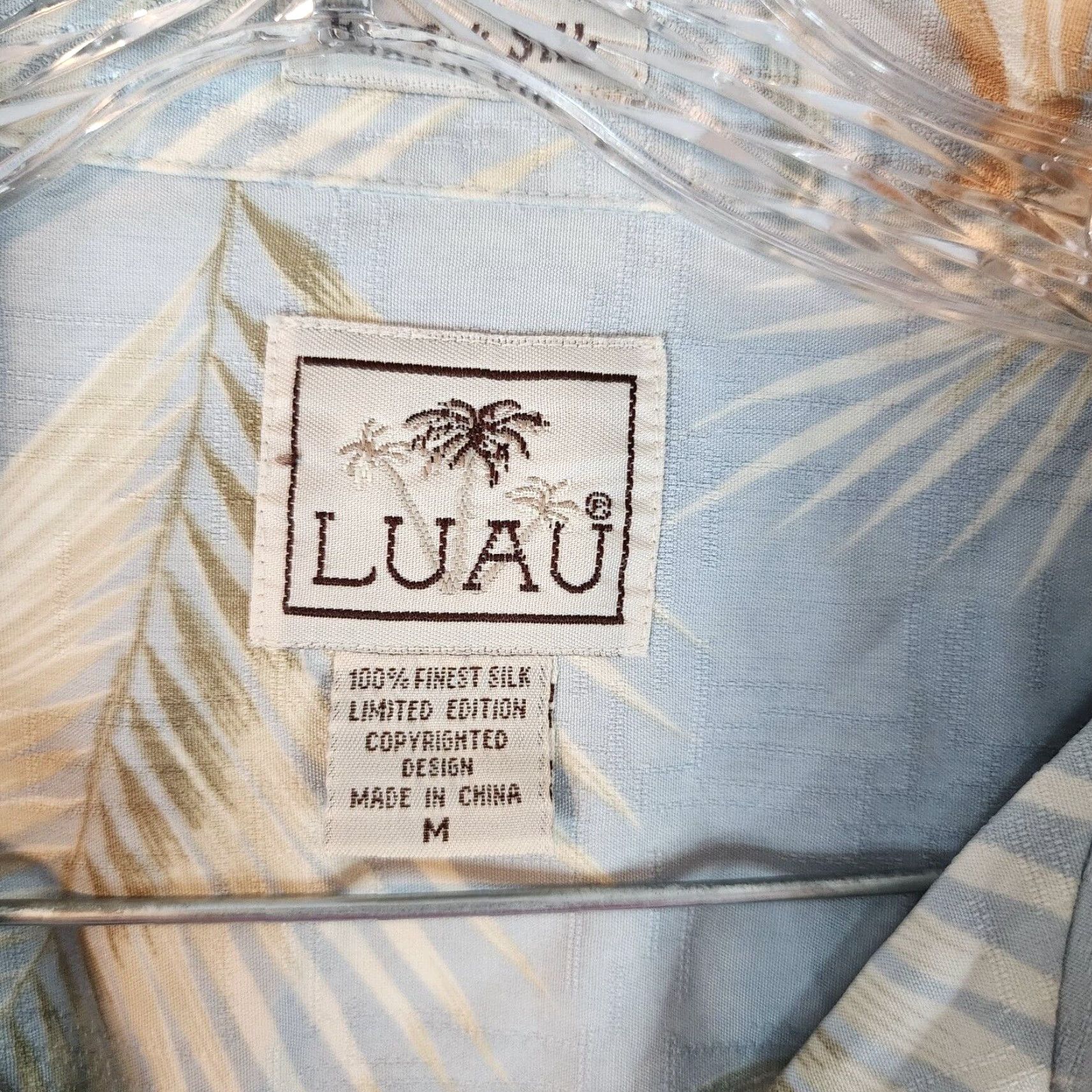 Vintage VINTAGE Luau Silk Floral Button-Up Shirt Adult Medium Blue Casual Mens Size US 31 - 4 Thumbnail