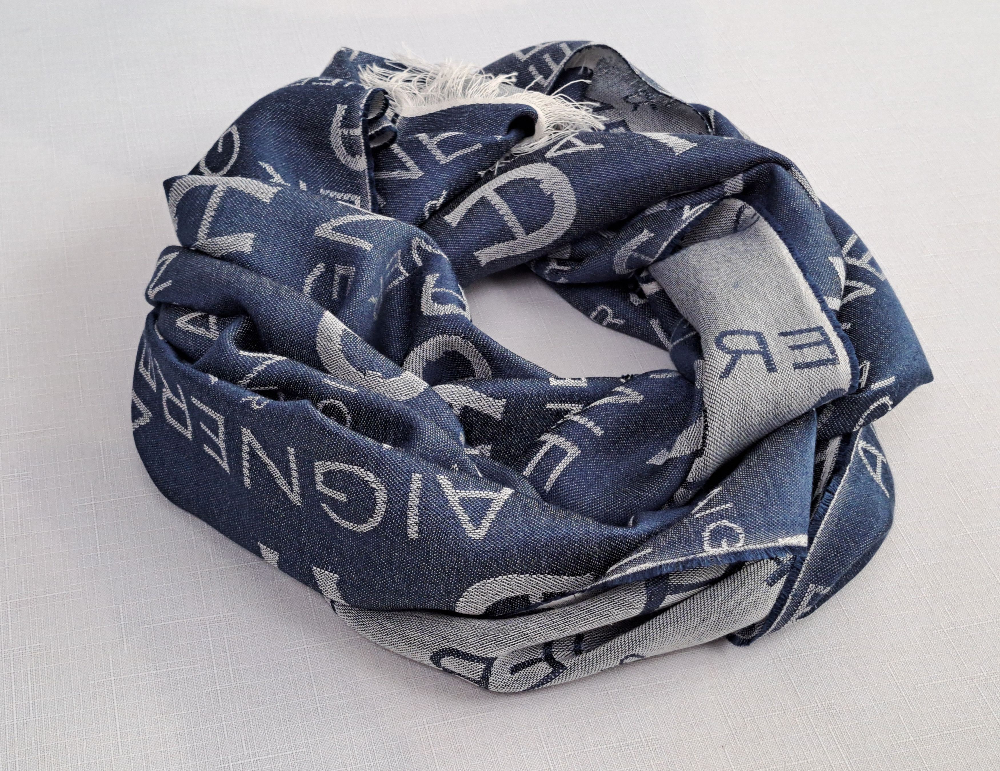 Aigner AIGNER logo collection monogram scarf. Size ONE SIZE - 4 Thumbnail
