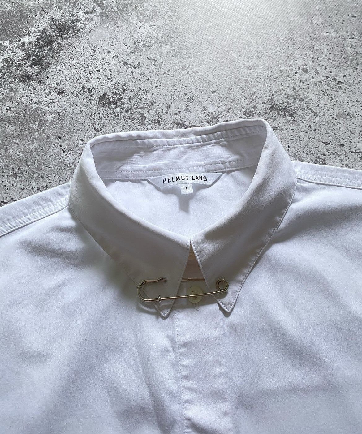 Helmut Lang HELMUT LANG SAFETY PIN POPLIN CROPPED SHIRT Size US S / EU 44-46 / 1 - 5 Thumbnail