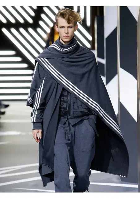 Adidas × Y-3 Y-3 Yohji Yamamoto Track Poncho Runway Cloak Size US XS / EU 42 / 0 - 11 Thumbnail
