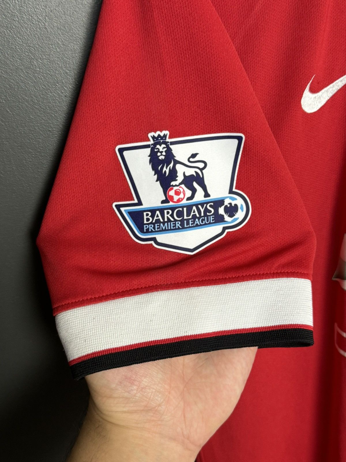 Nike Manchester United 14/15 Home Di Maria Football Jersey Size US S / EU 44-46 / 1 - 5 Thumbnail