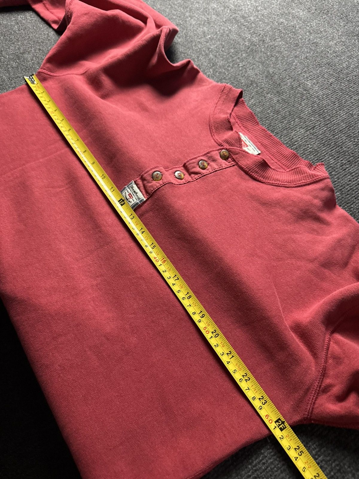 Levi's 90s Vintage Levi’s Red Henley Sweatshirt Made in Portugal Size US L / EU 52-54 / 3 - 17 Thumbnail