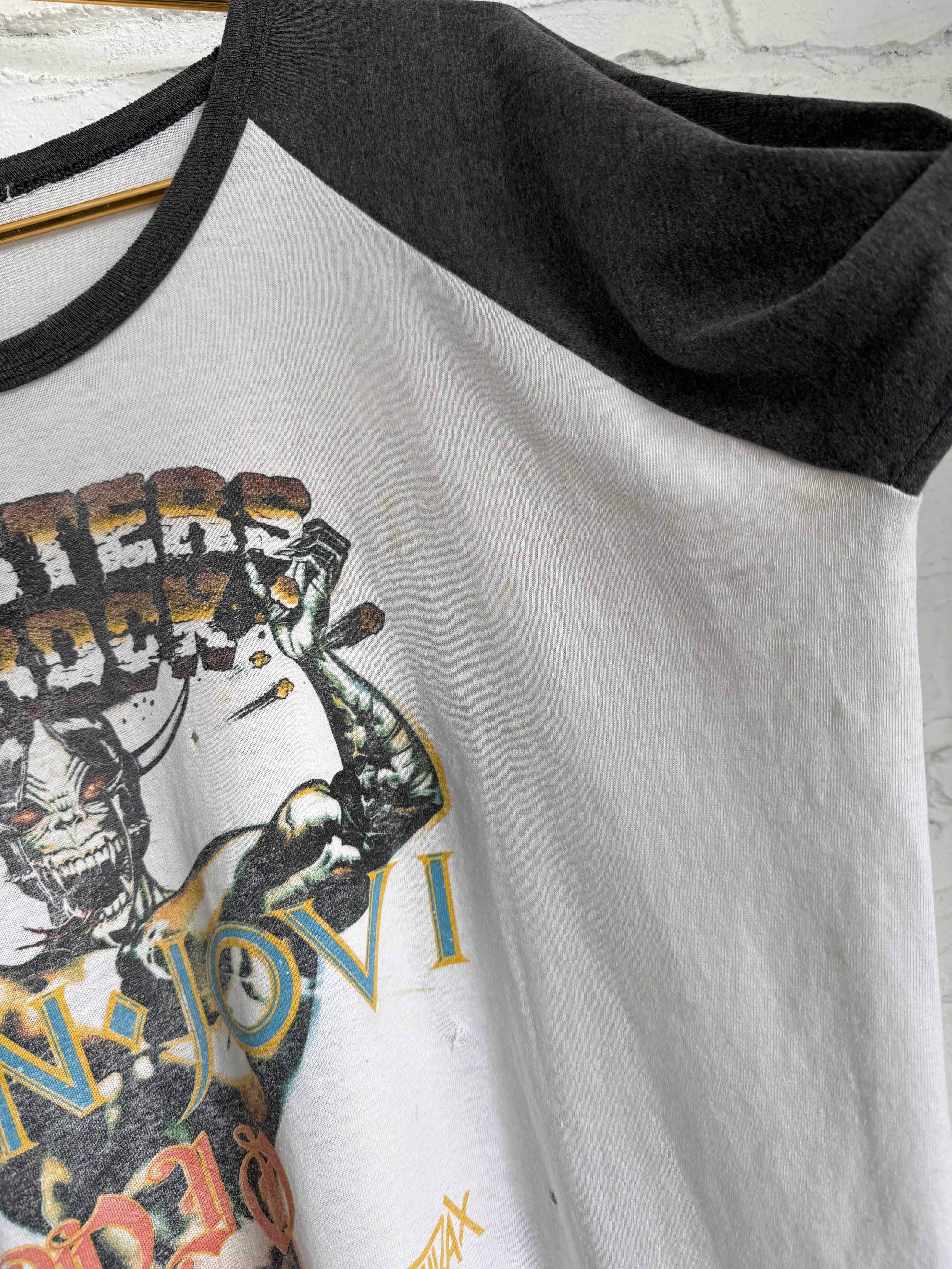 Band Tees Vintage 1987 Monsters of Rock Bon Jovi long sleeve t-shirt Size US L / EU 52-54 / 3 - 8 Thumbnail