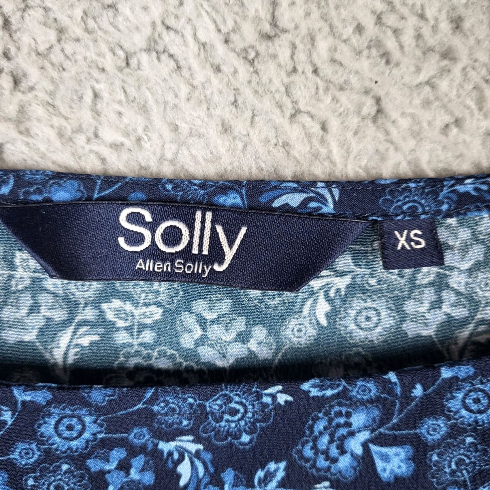Vintage Solly Allen Solly Floral Print 3/4 Sleeve T-shirt XS Blue Floral Women Shirt XS Regular Mens Womens Girls Size XS / US 0-2 / IT 36-38 - 2 Thumbnail