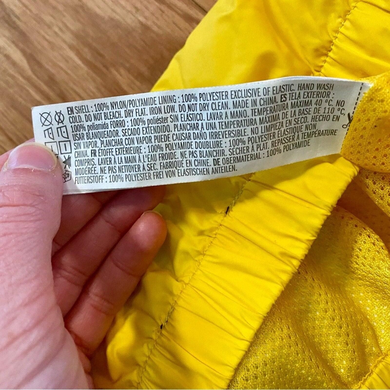 Forever 21 Forever 21 Yellow Raincoat Mini Skirt Y2K Womens Medium Size 32" / US 10 / IT 46 - 8 Thumbnail