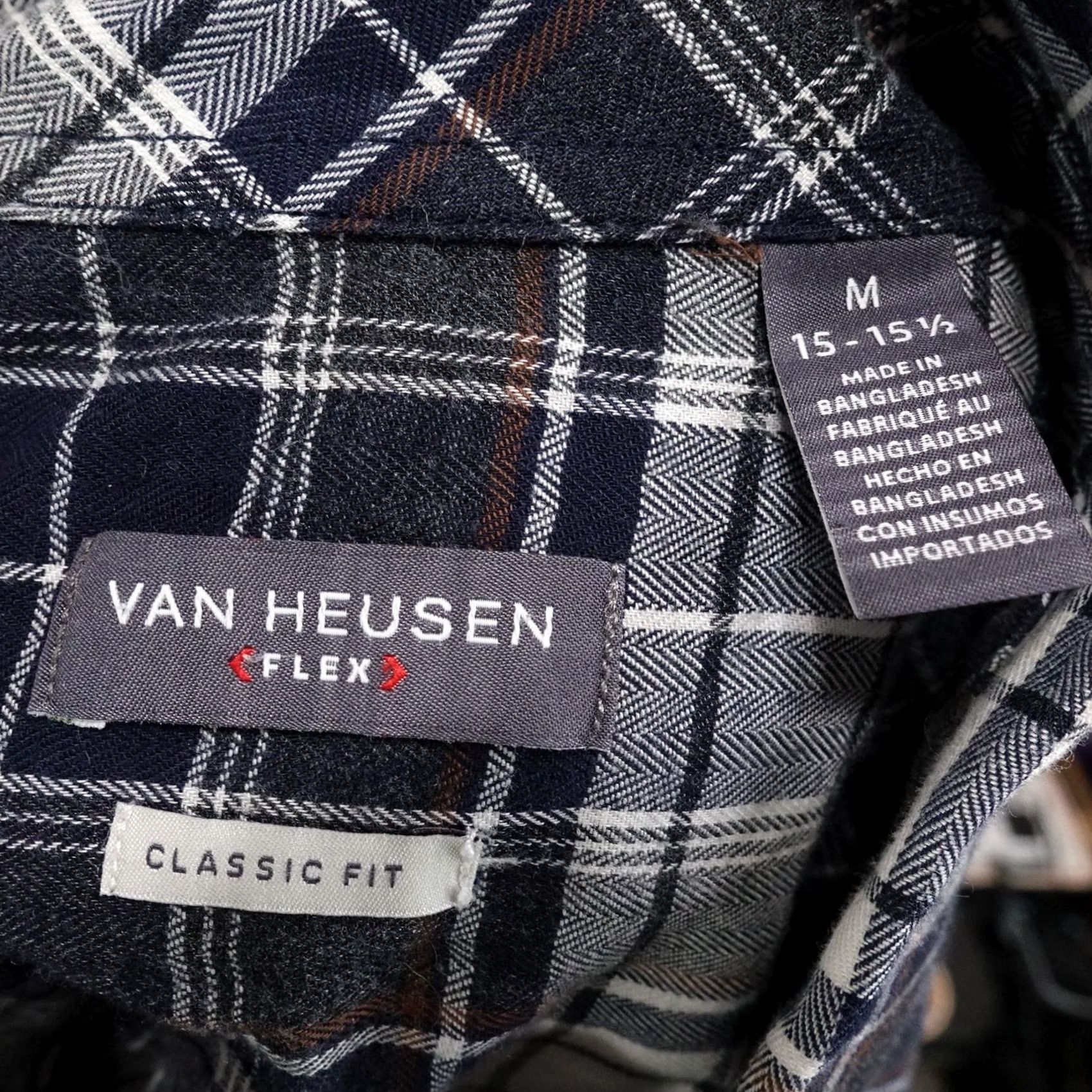 Van Heusen VAN HEUSEN FLEX Shirt Mens M Plaid Long Sleeve Button-Up Classic Fit Chest Pocket Multicolor Button-Down Collar Size US M / EU 48-50 / 2 - 5 Thumbnail