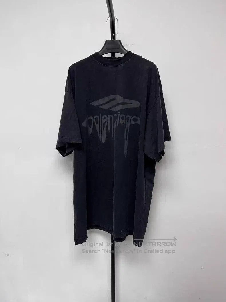 Balenciaga Balenciaga Oversized Round Neck Short Sleeve T-Shirt Size US L / EU 52-54 / 3 - 1 Thumbnail
