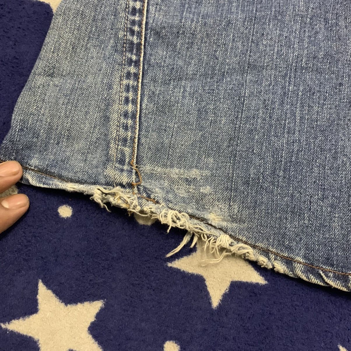 True Religion True Religion Section Billy Mushroom Patch Denim Distressed Size US 35 - 20 Thumbnail